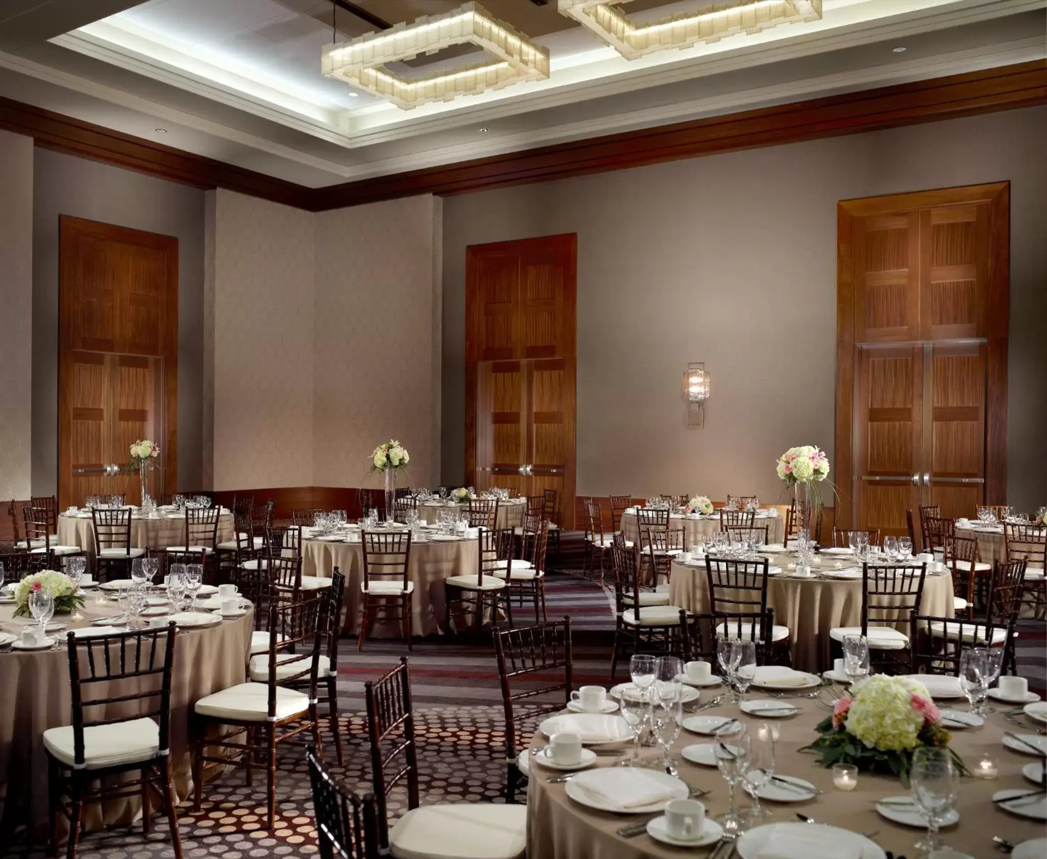 Banquet/Function facilities, Restaurant/Places to Eat in Omni Nashville Hotel