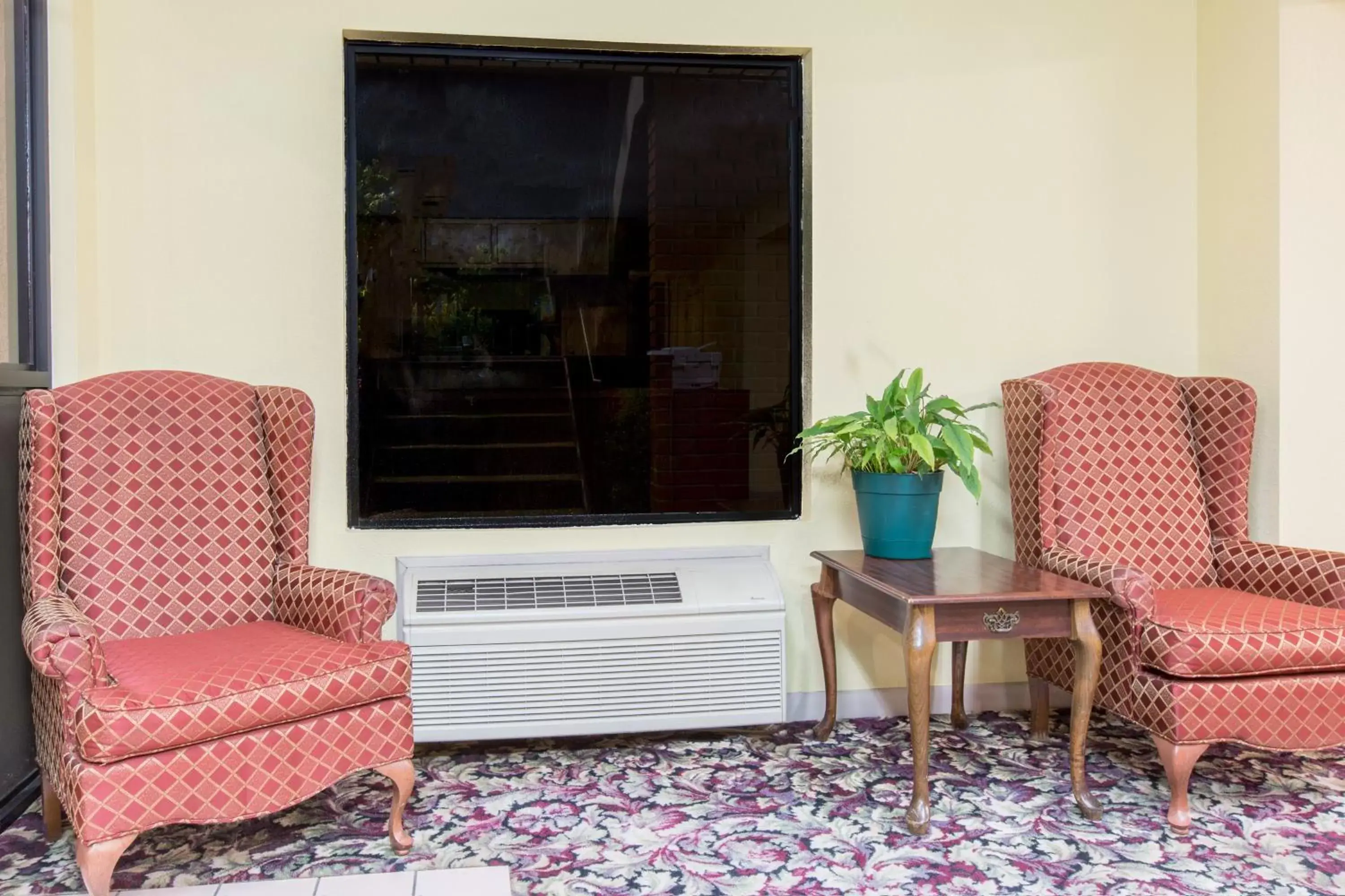 Seating Area in Days Inn by Wyndham Childersburg