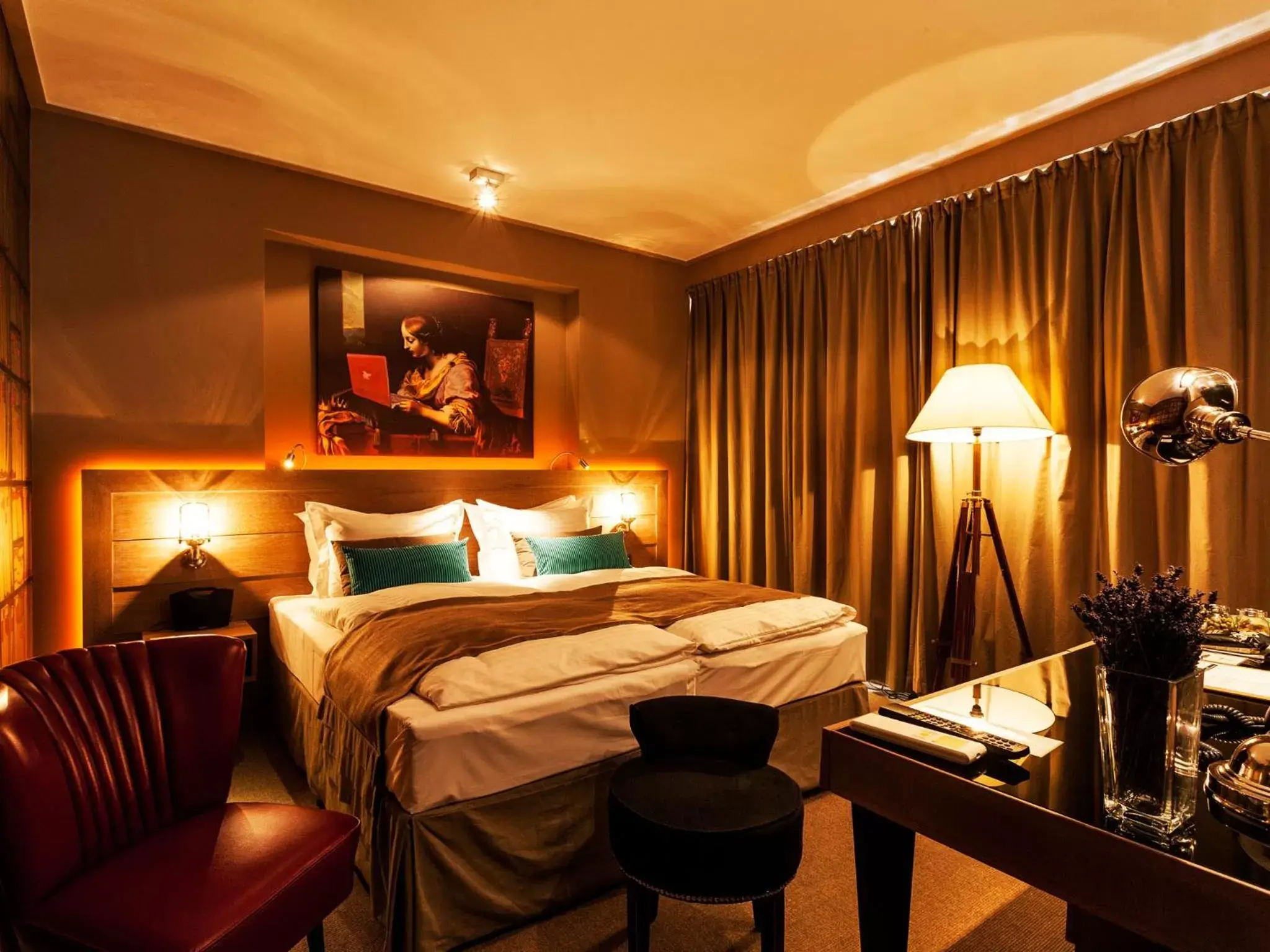 Photo of the whole room, Bed in BALTAZÁR Boutique Hotel by Zsidai Hotels at Buda Castle