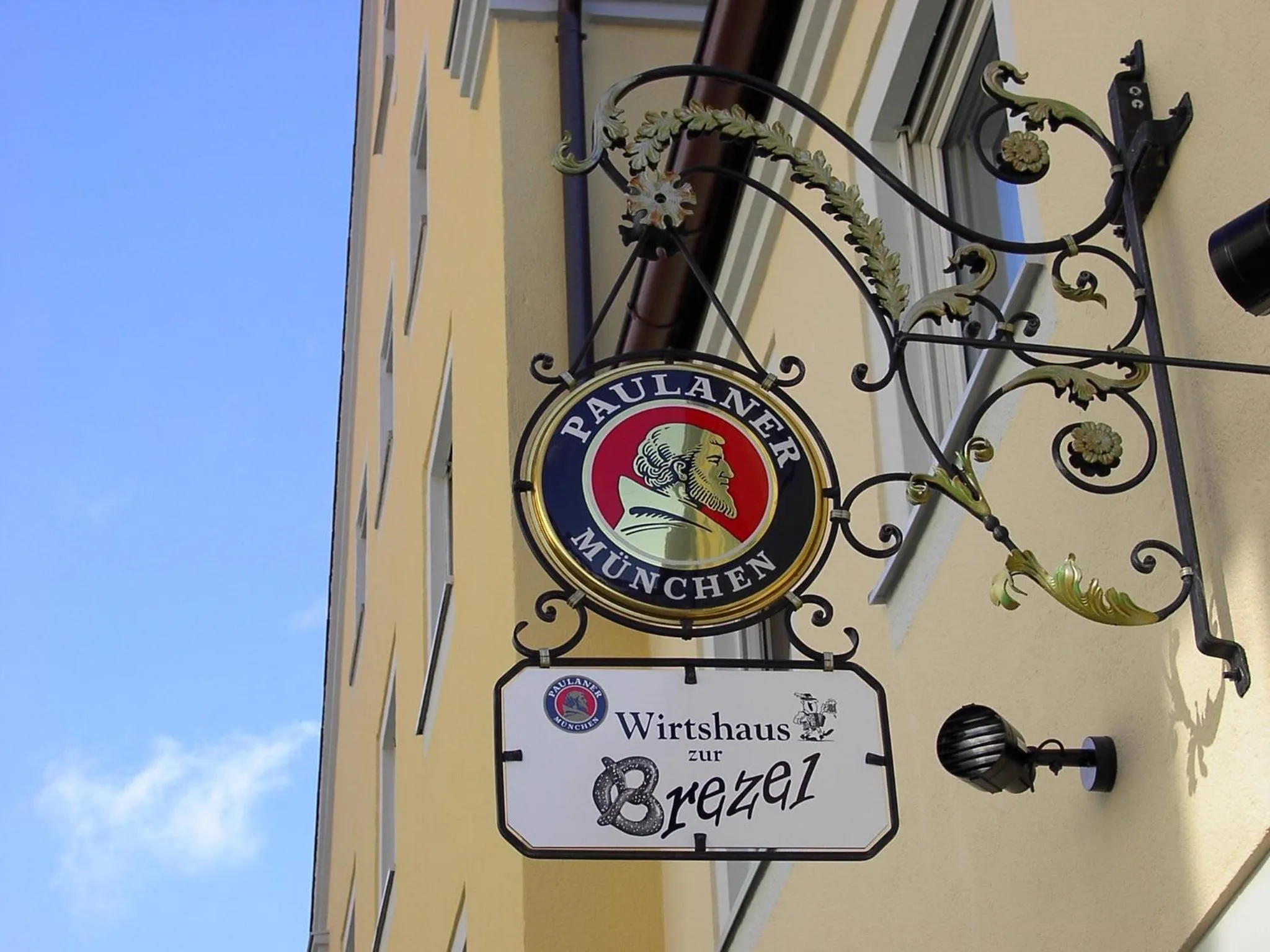 Facade/entrance in Hotel Roter Löwe