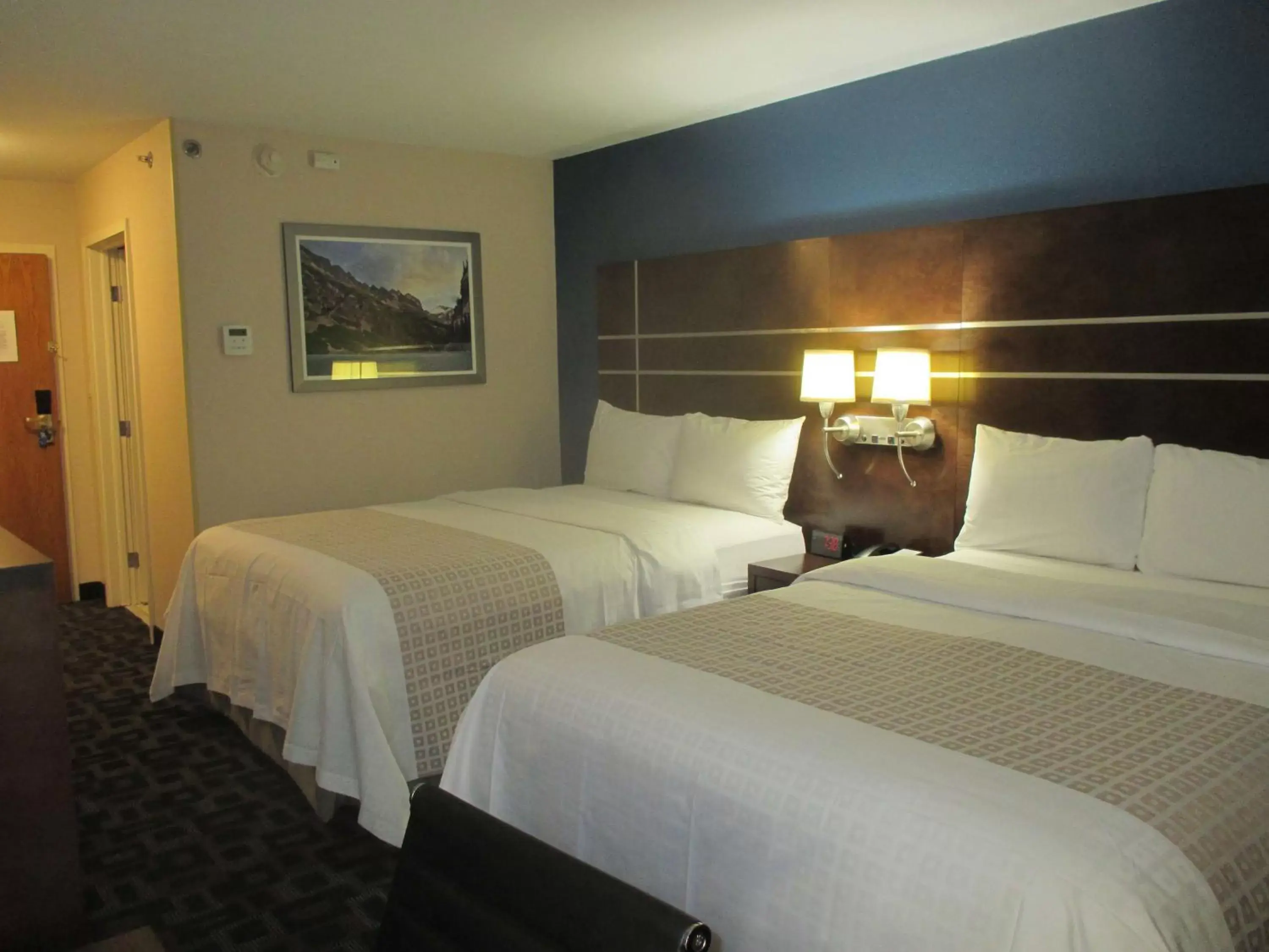 Photo of the whole room in Best Western Benton Harbor – St. Joseph