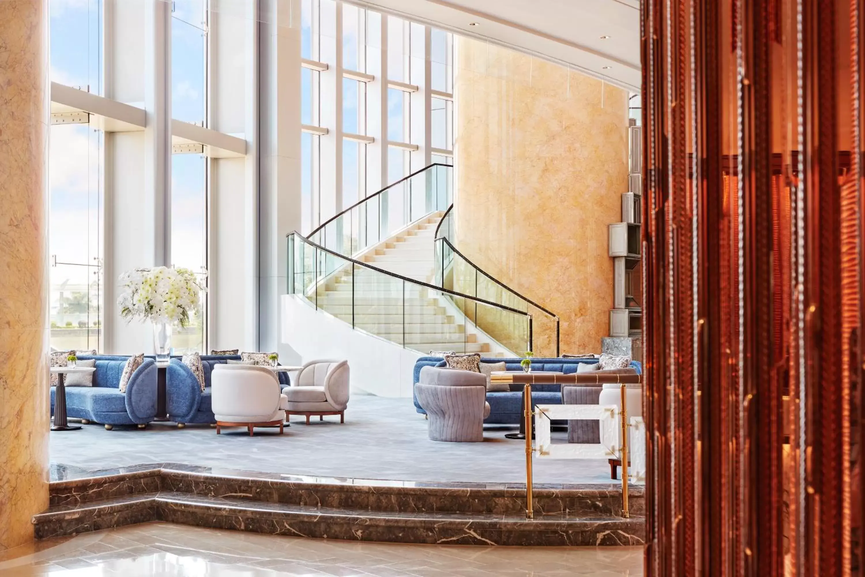 Lobby or reception in Four Seasons Hotel Hong Kong