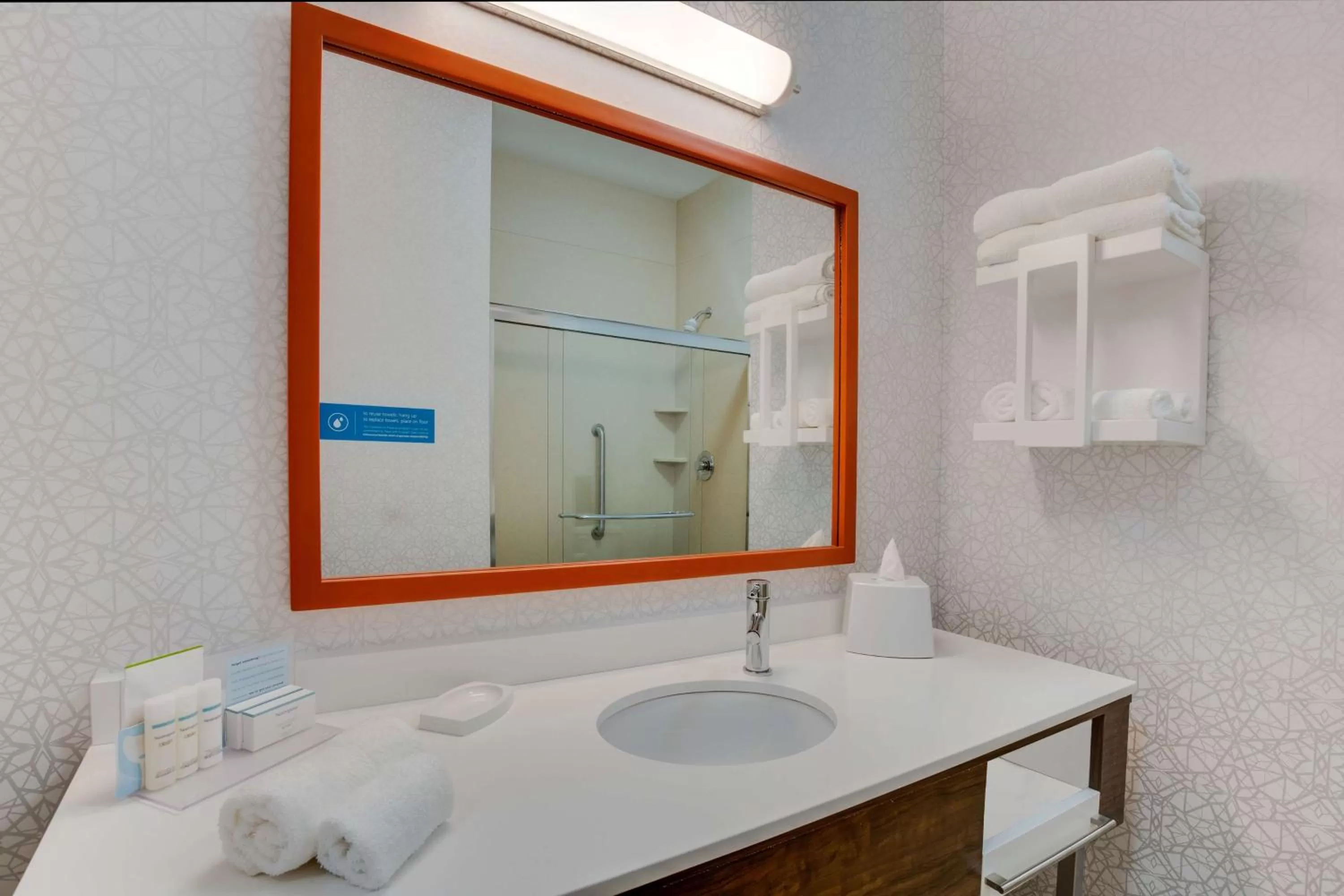 Bathroom in Hampton Inn & Suites Fort Lauderdale - Miramar