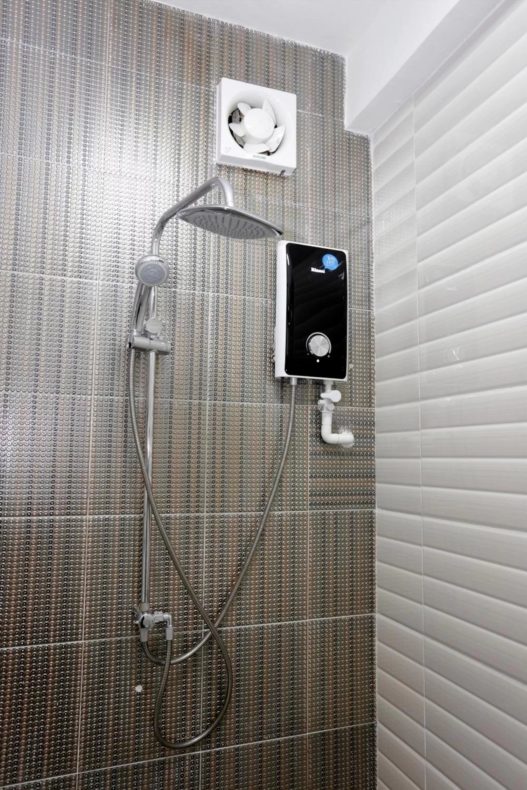 Shower in Bamboo9 Boutique