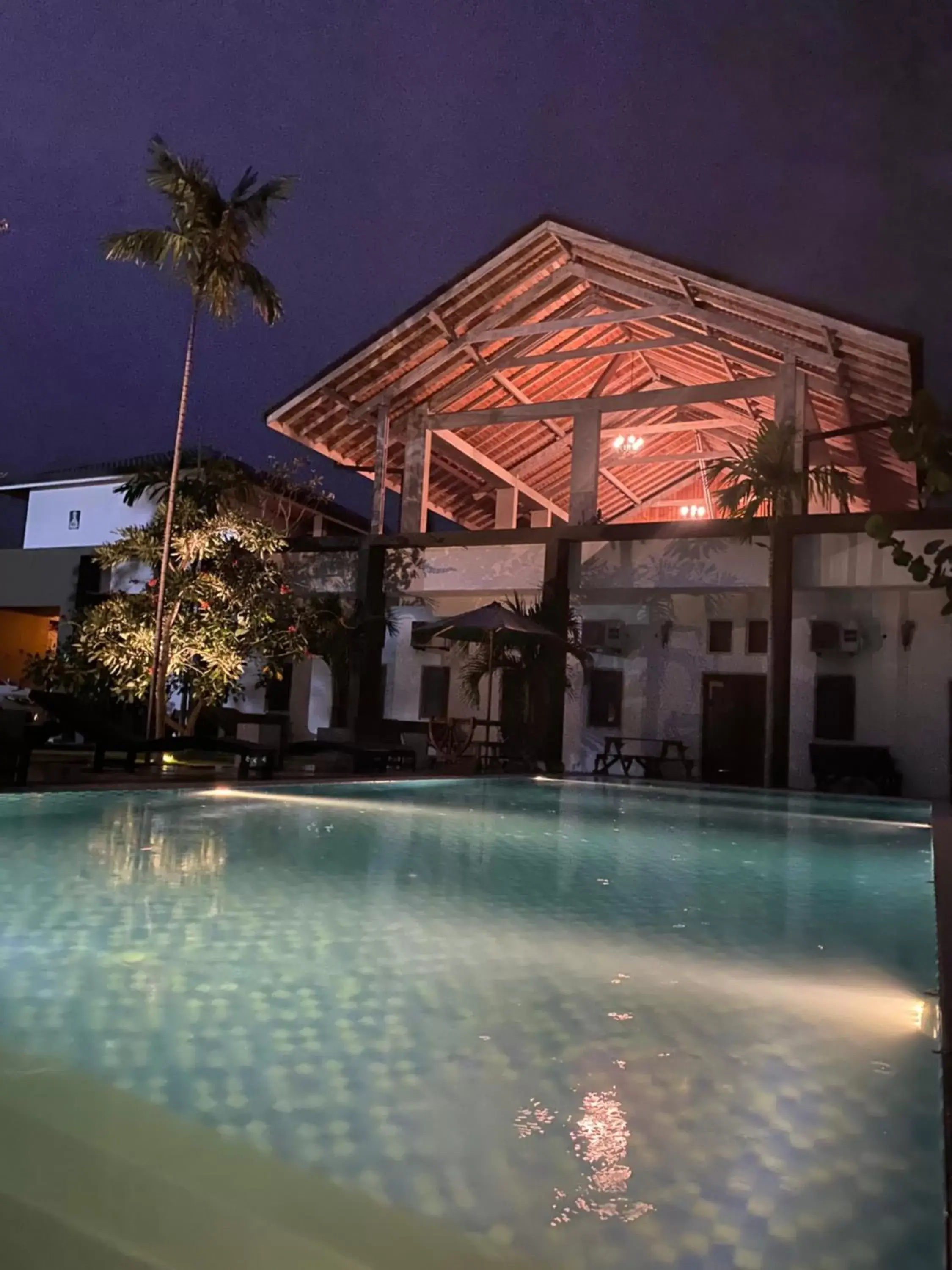 Property building, Swimming Pool in Hotel Cloud 9 Negombo