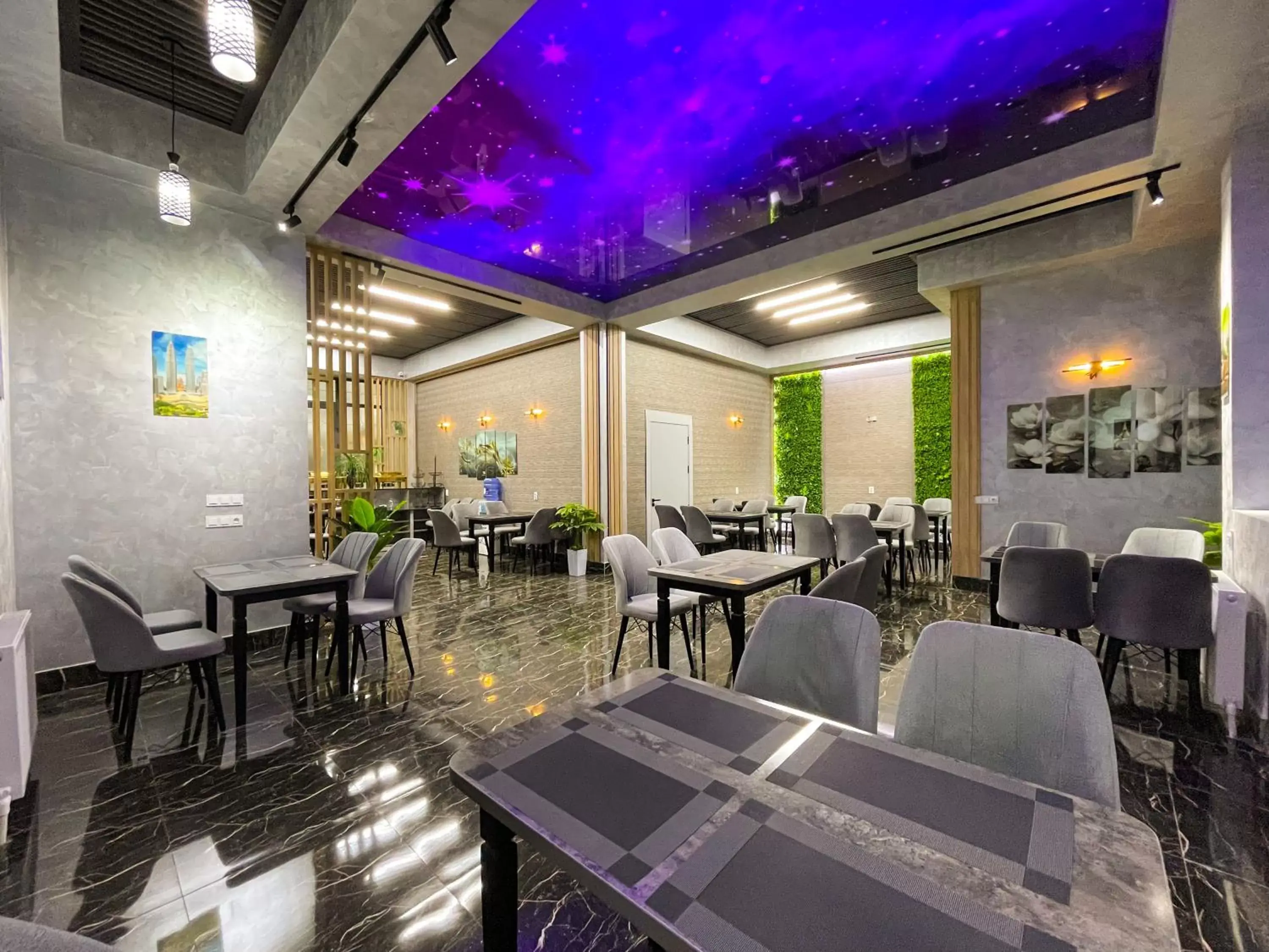 Restaurant/Places to Eat in Medina Hotel Samarkand