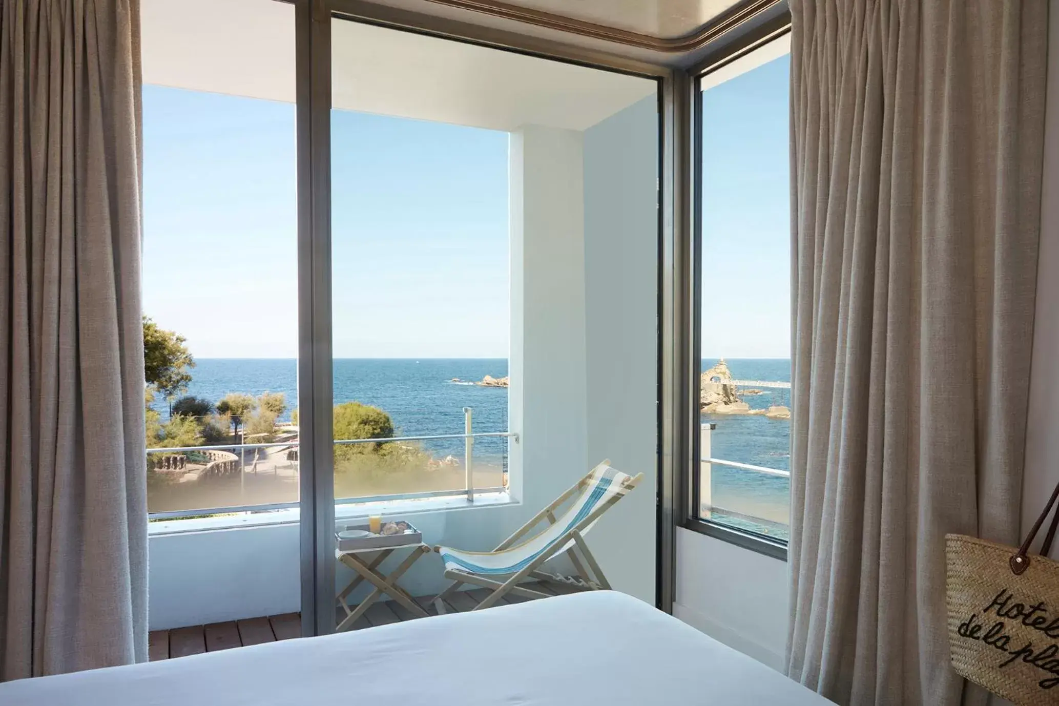 Balcony/Terrace, Sea View in Hotel de La Plage - Nouvel Etablissement