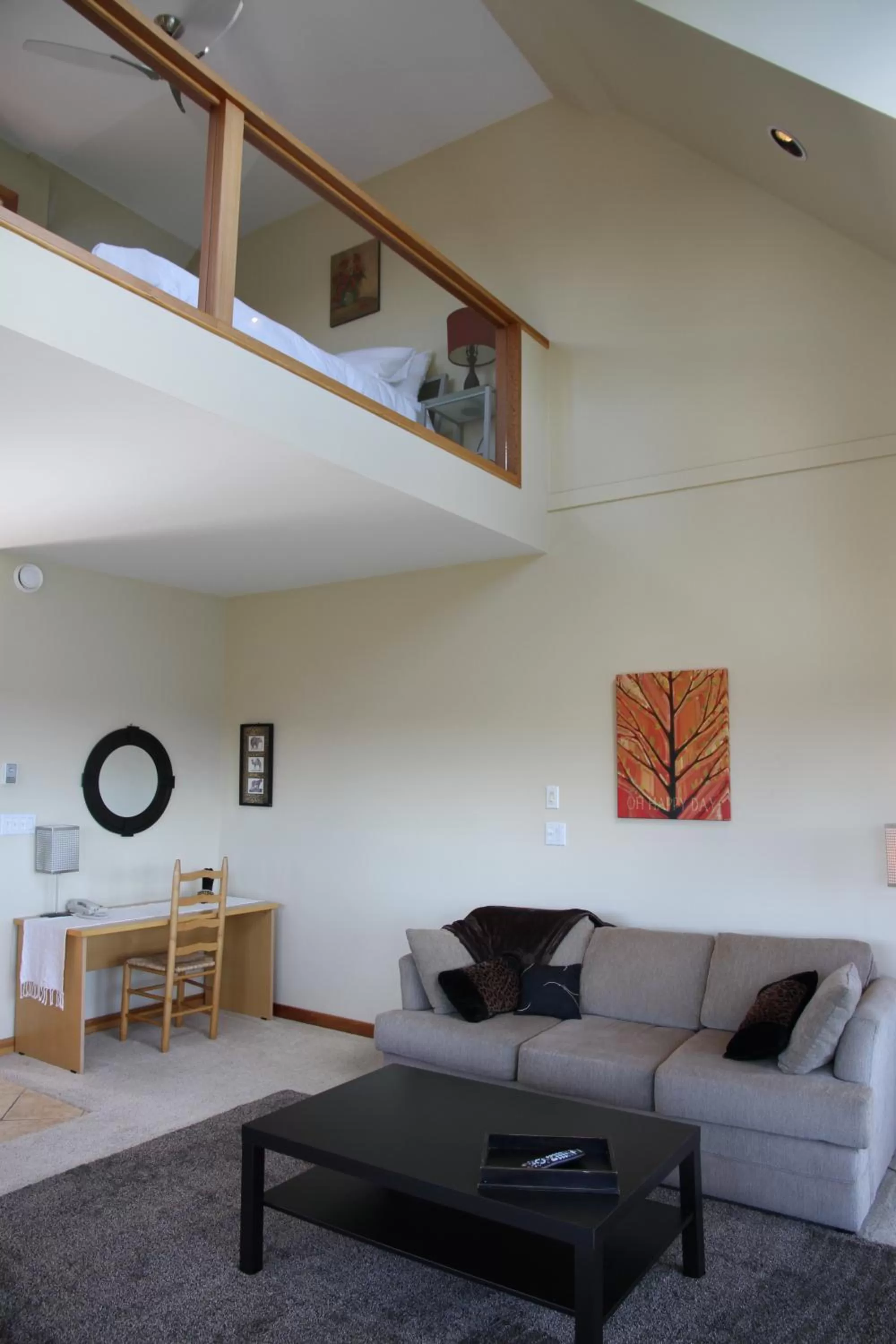 Living room, Seating Area in Moon Water Lodge