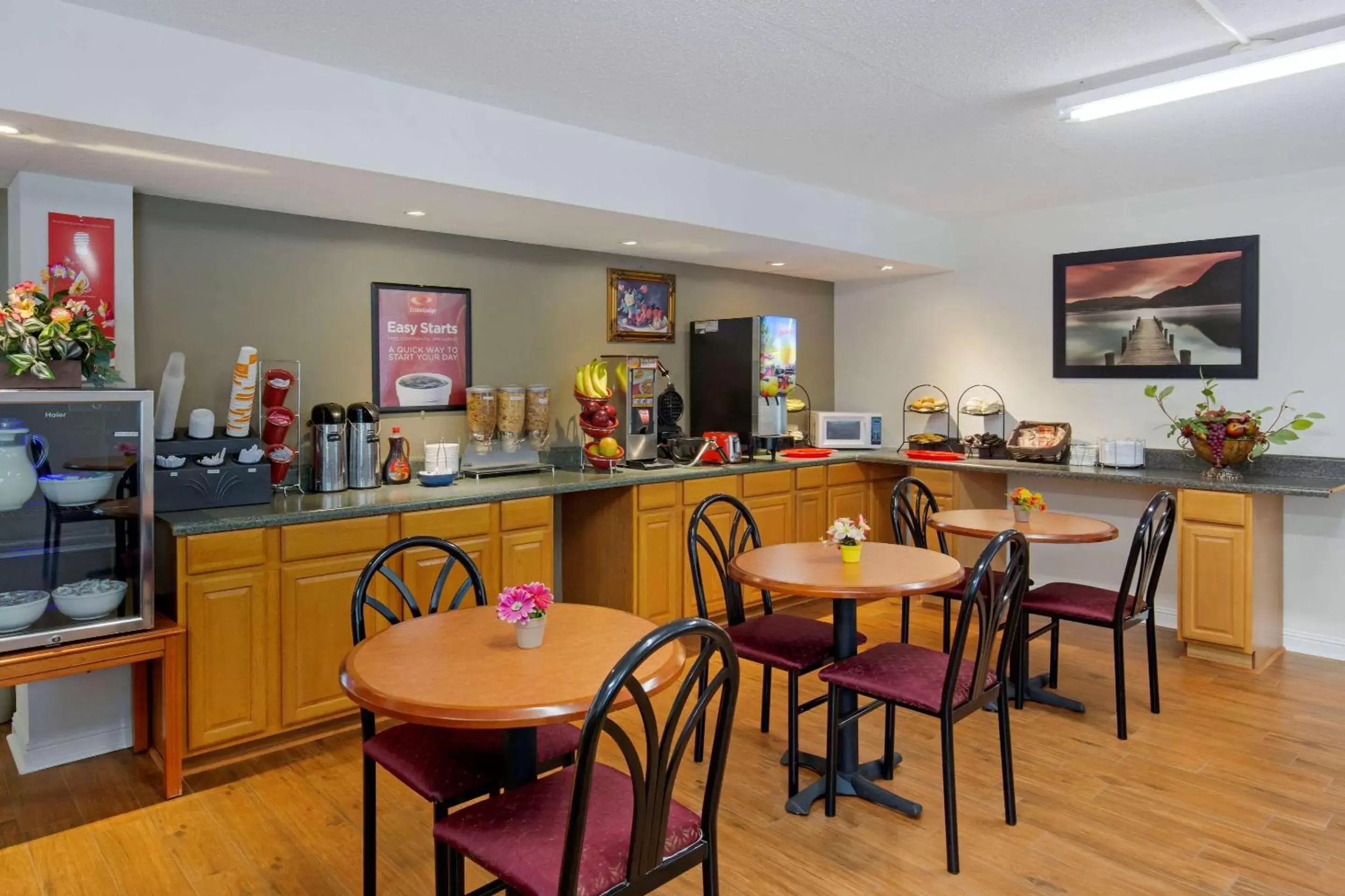 Restaurant/Places to Eat in Econo Lodge & Suites Southern Pines