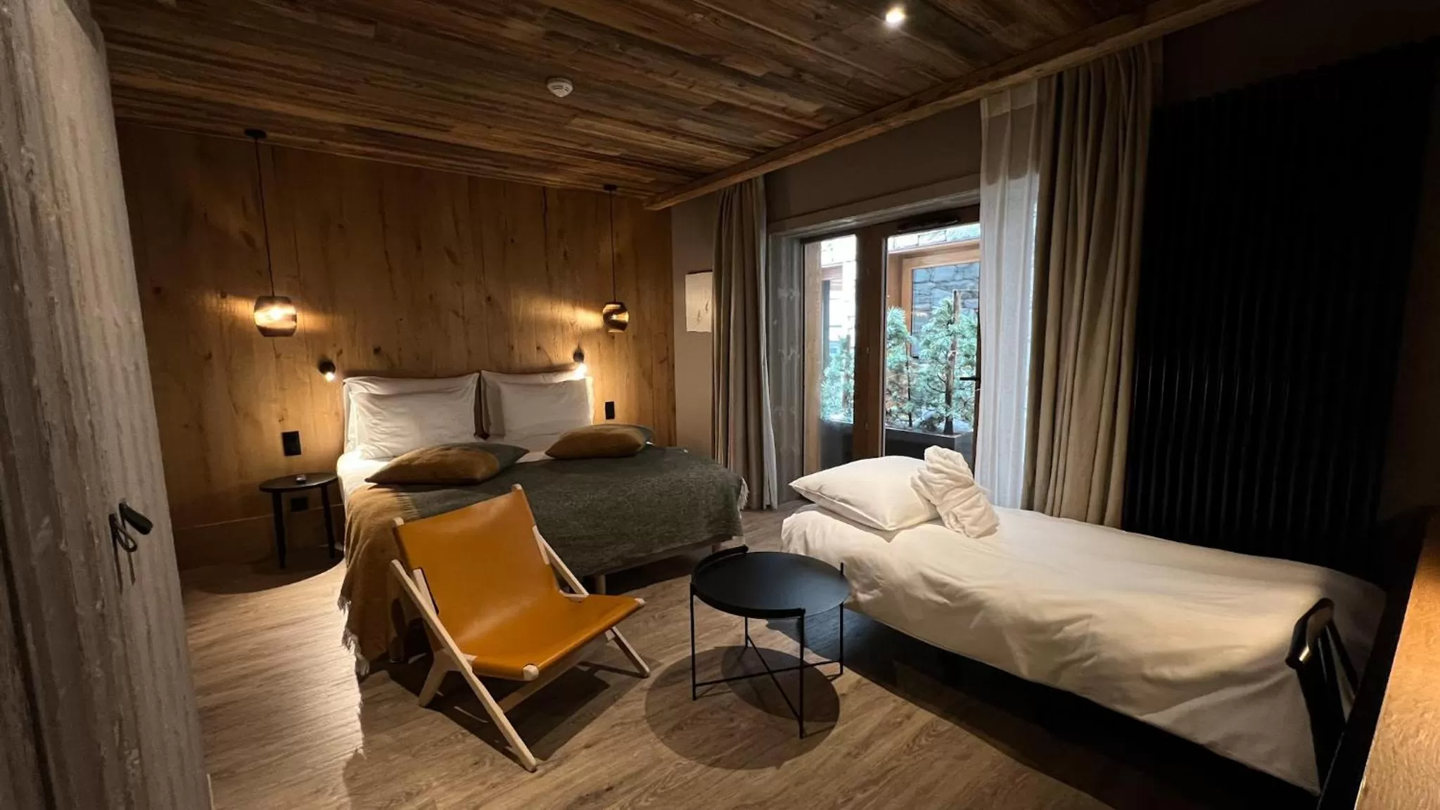 Bed in Hotel MONT-BLANC VAL D'ISERE