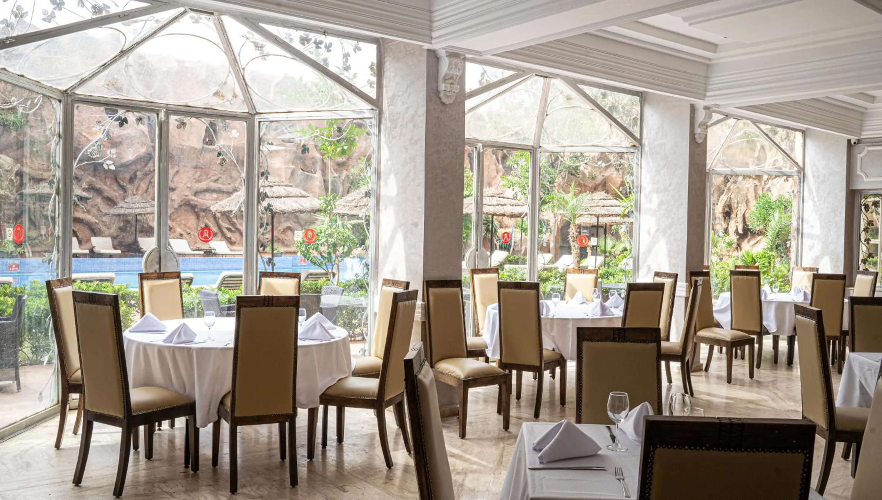 Restaurant/places to eat in Imperial Holiday Hôtel & spa