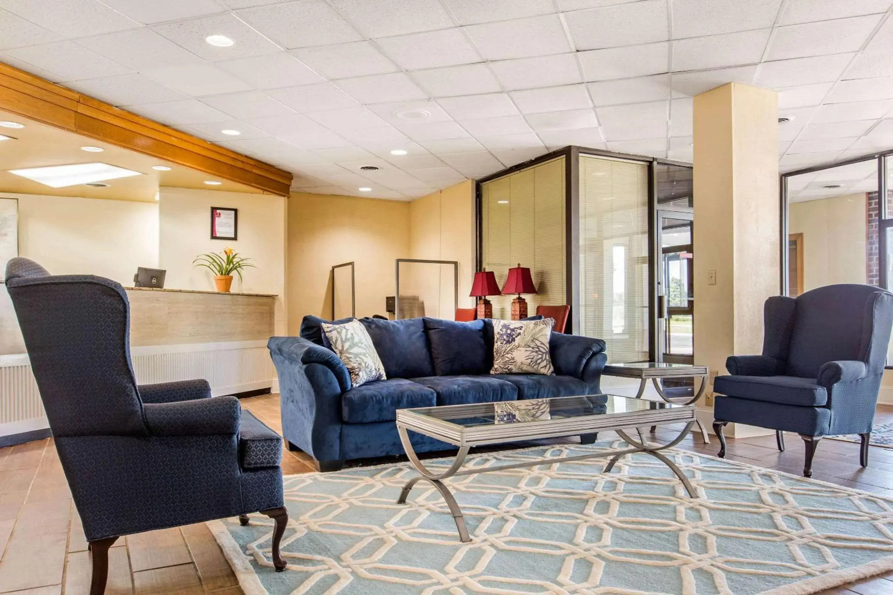 Lobby or reception, Seating Area in Rodeway Inn Santee I-95