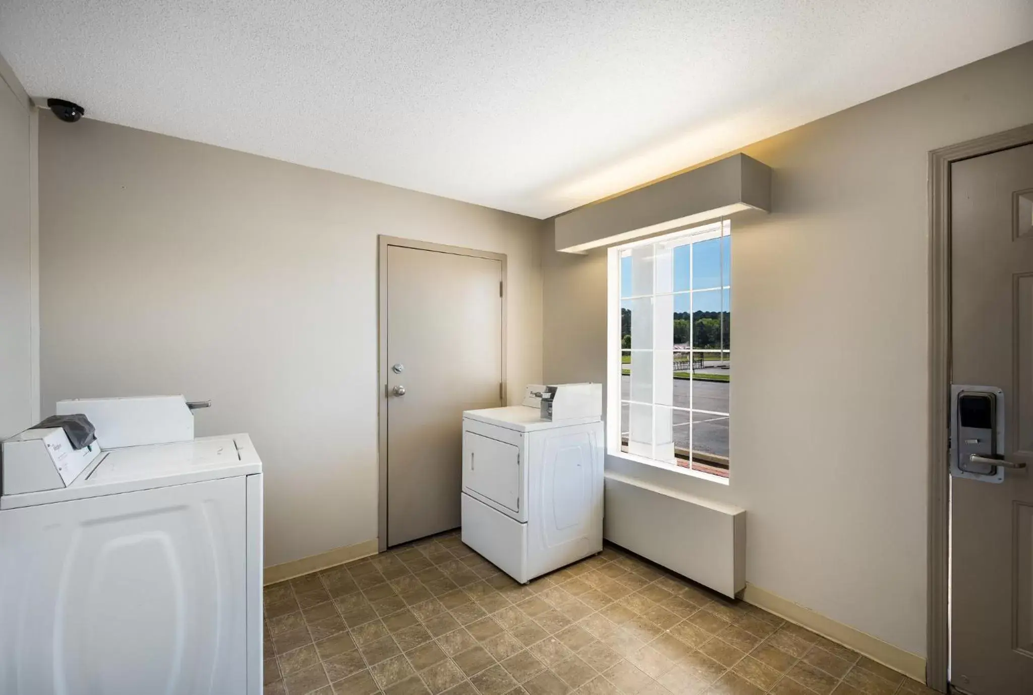 Other, Kitchen/Kitchenette in Red Roof Inn Jasper