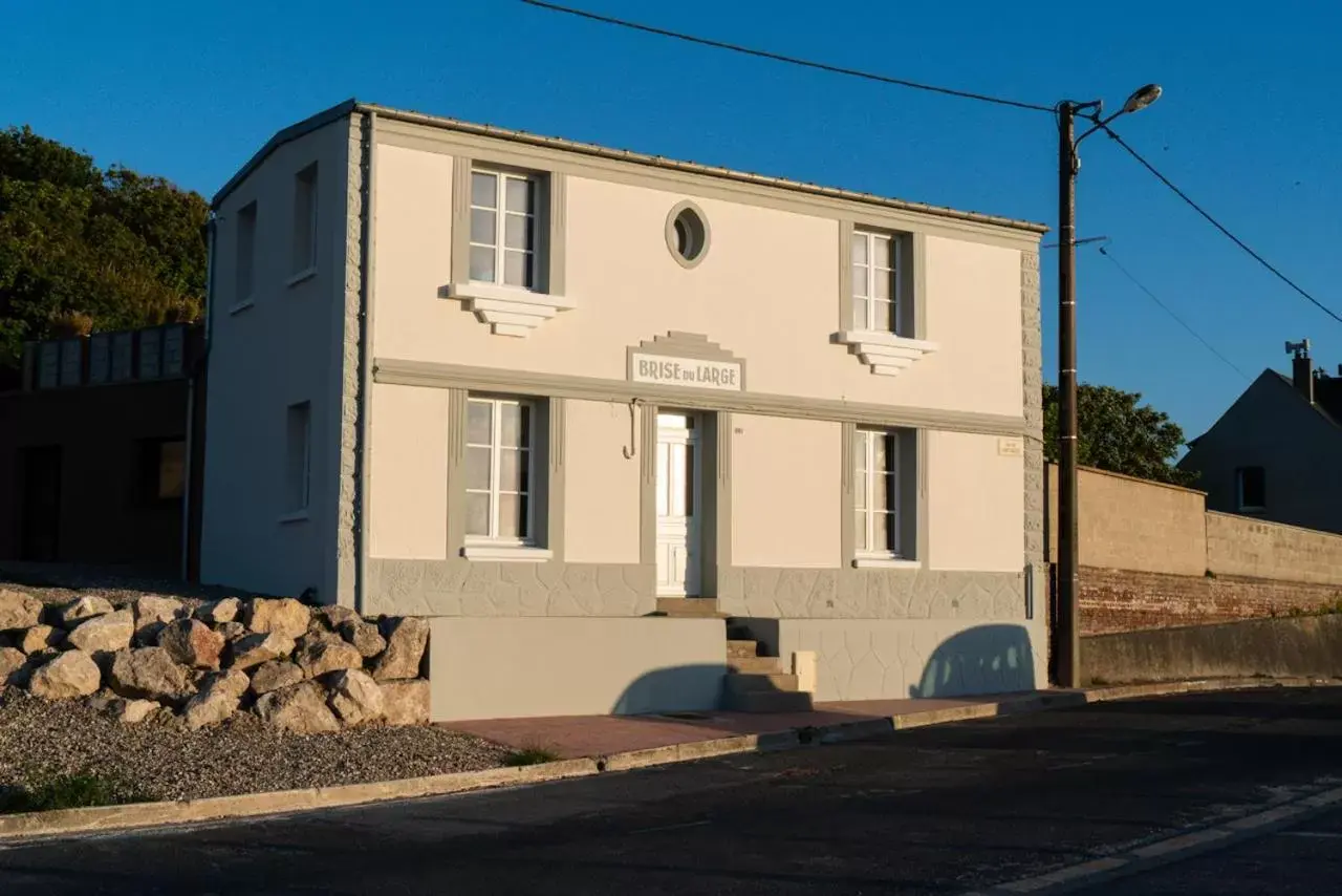 Facade/entrance, Property Building in Brise du Large - Maison d'Ault