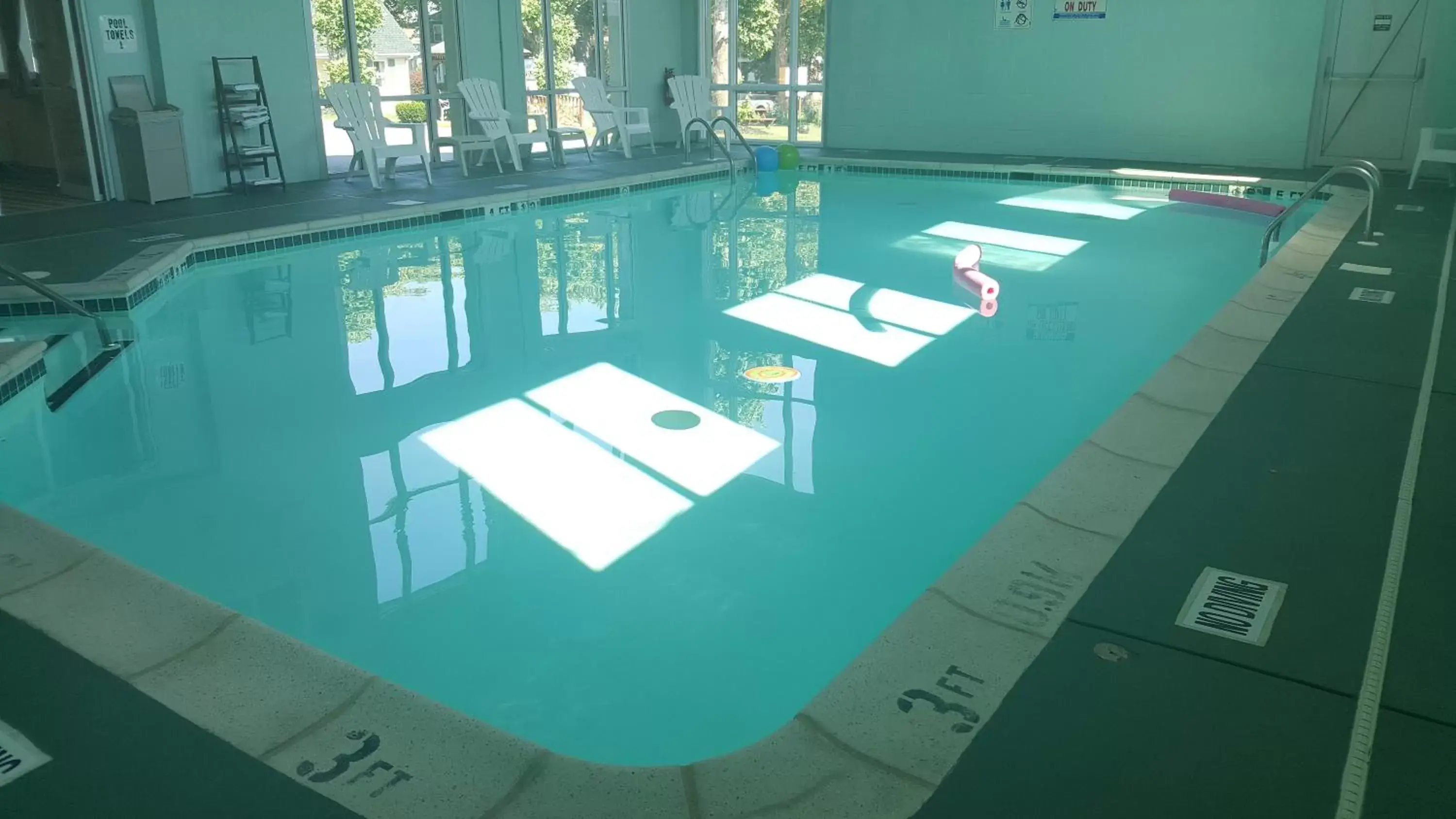 Swimming Pool in Rodeway Inn & Suites Hershey