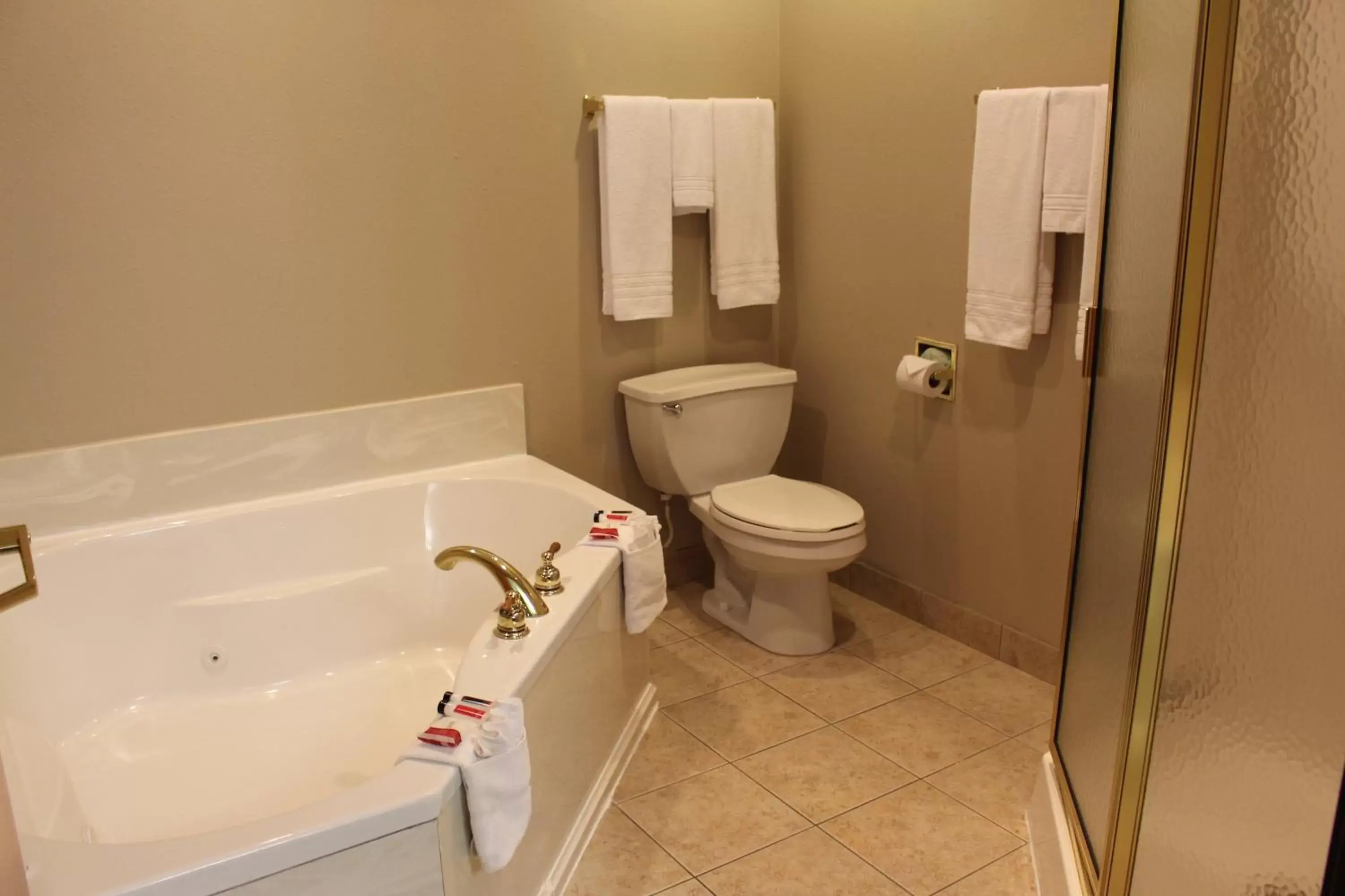 Bathroom in Super 8 by Wyndham Union