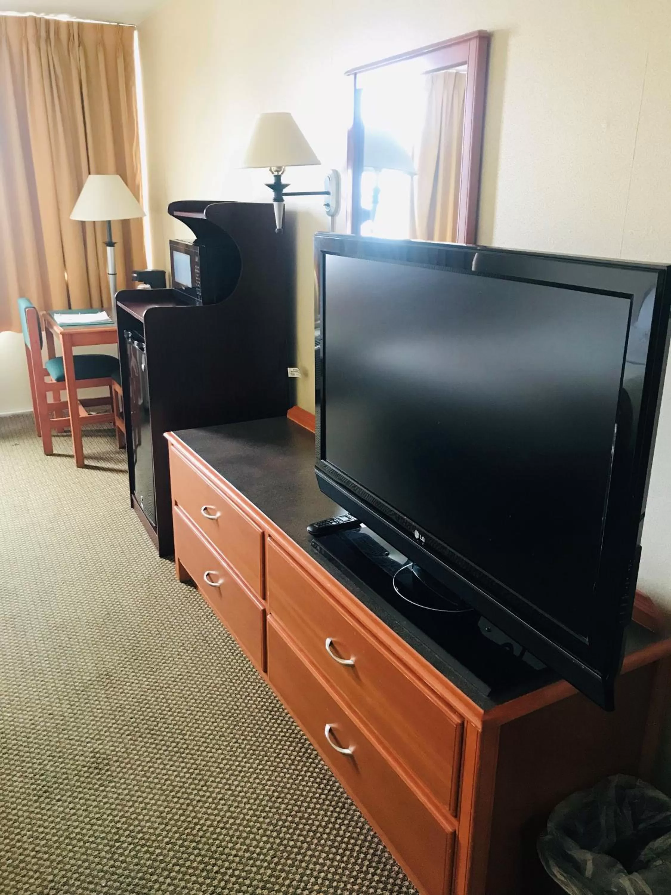 Double Room with Two Double Beds - Non-Smoking in Quality Inn