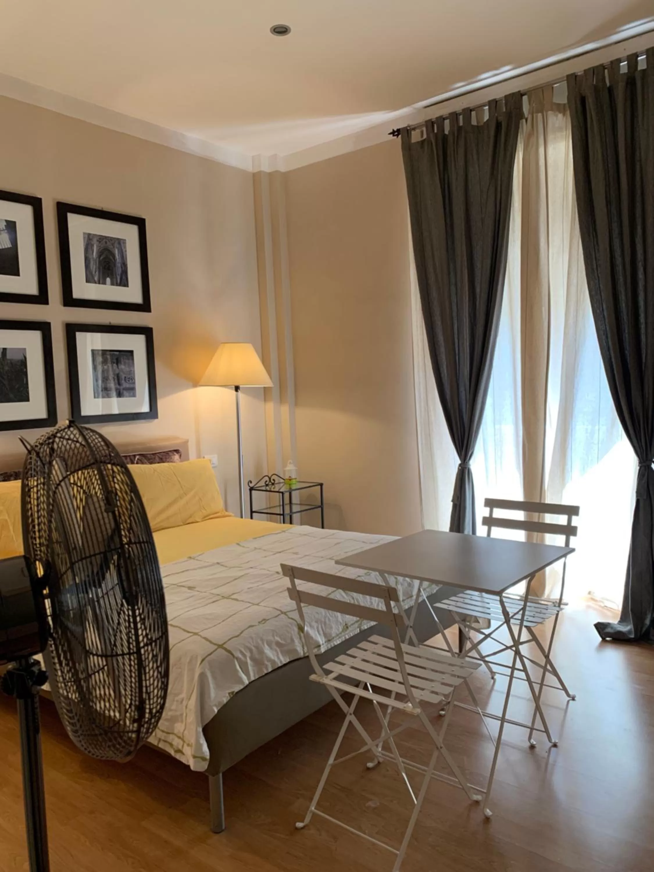 Large Double Room in B&B La Littorina Parcheggio Umbria Centro Ideale Rasiglia Cascate di Pale Ponte Tibetano Sellano