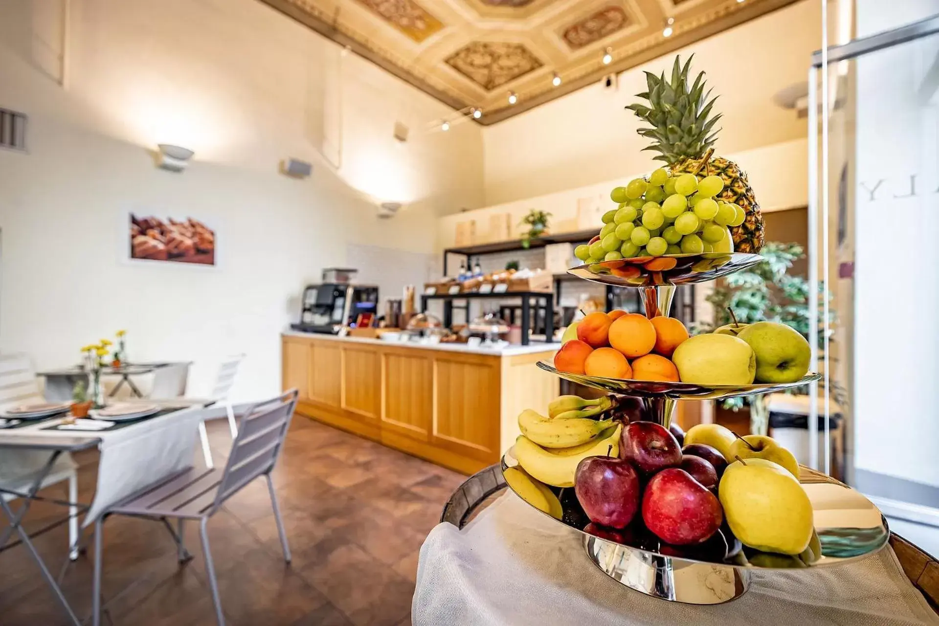 Breakfast, Food in Martelli 6 Suite & Apartments