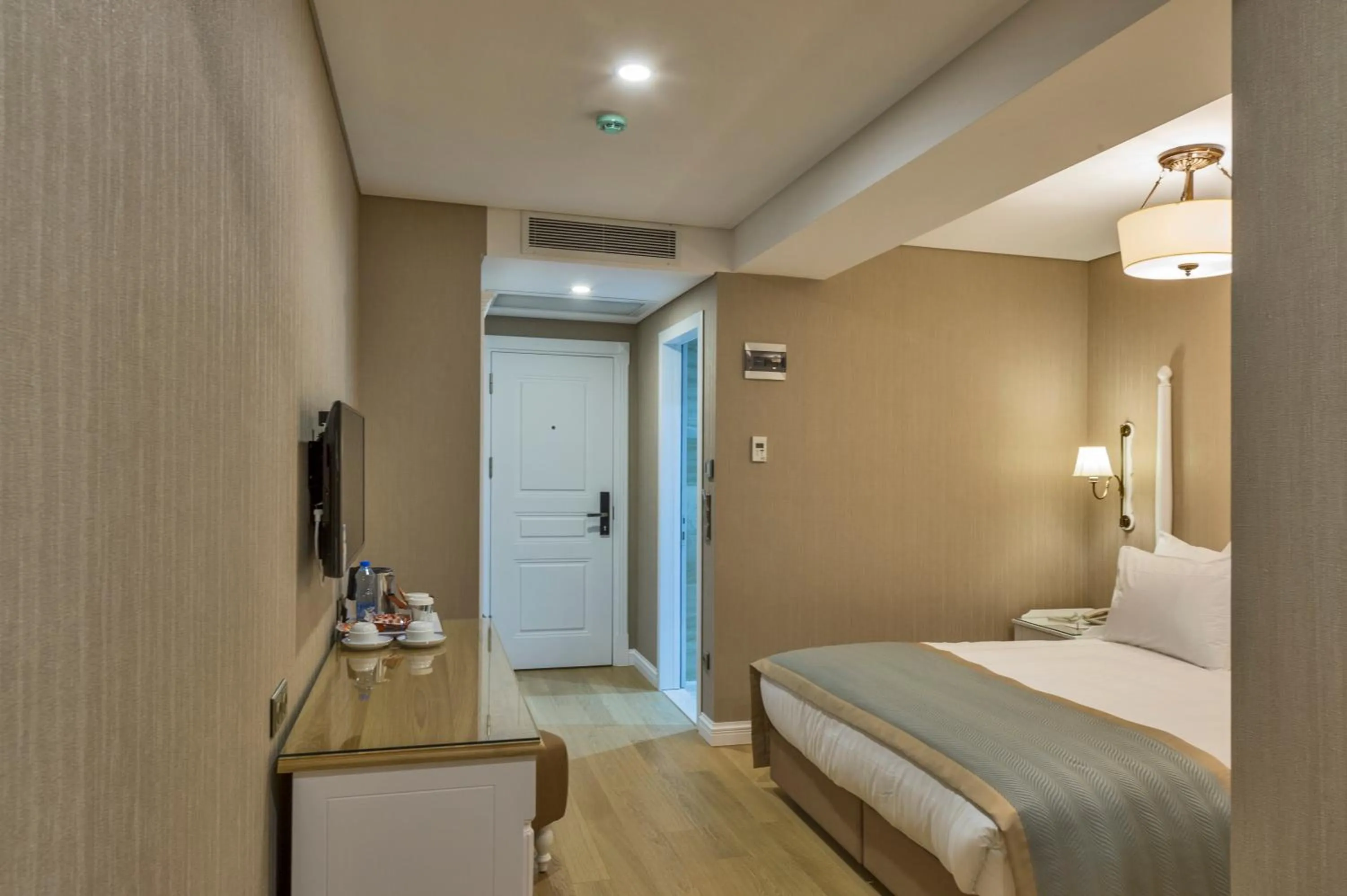 Decorative detail, Bed in Hanna Hotel