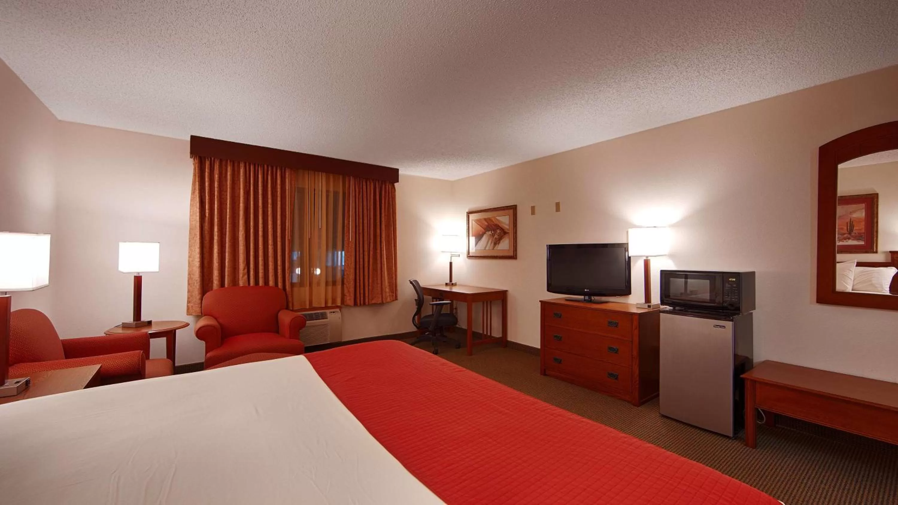 Photo of the whole room, Bed in Best Western La Grande Hacienda