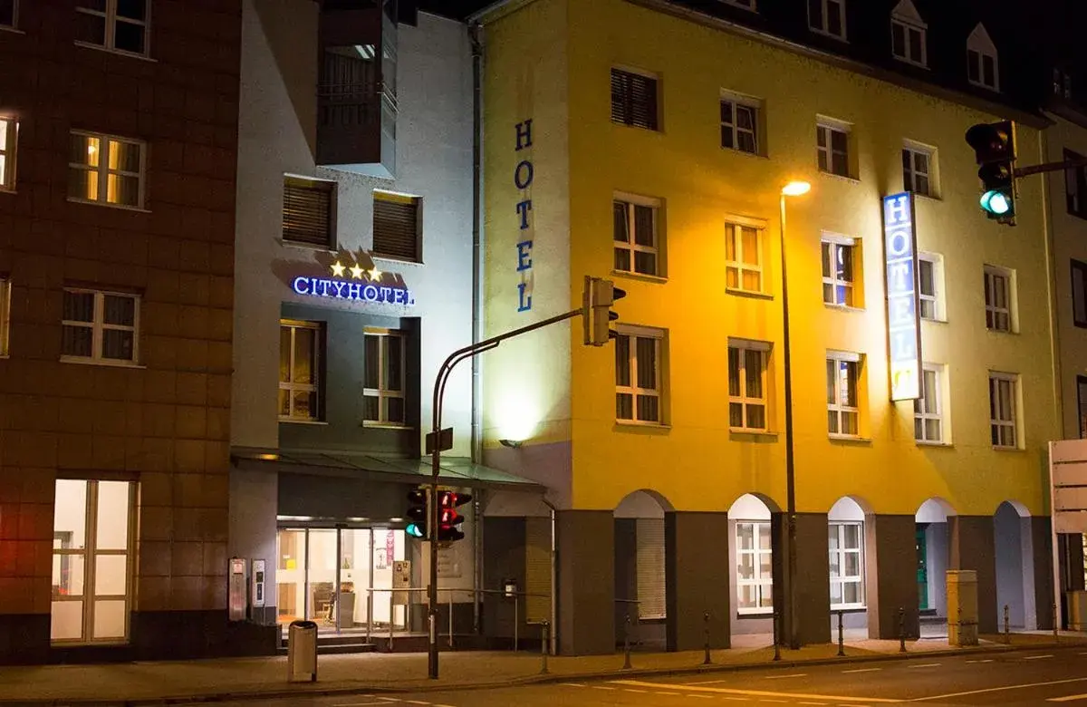 Facade/entrance, Property Building in City-Hotel Kurfürst Balduin