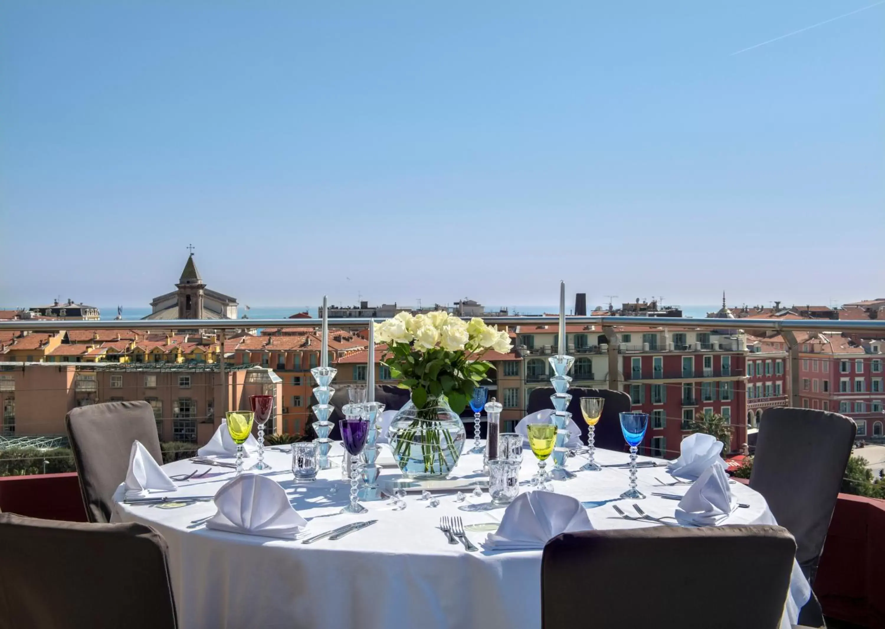 Restaurant/places to eat in Hotel Aston La Scala