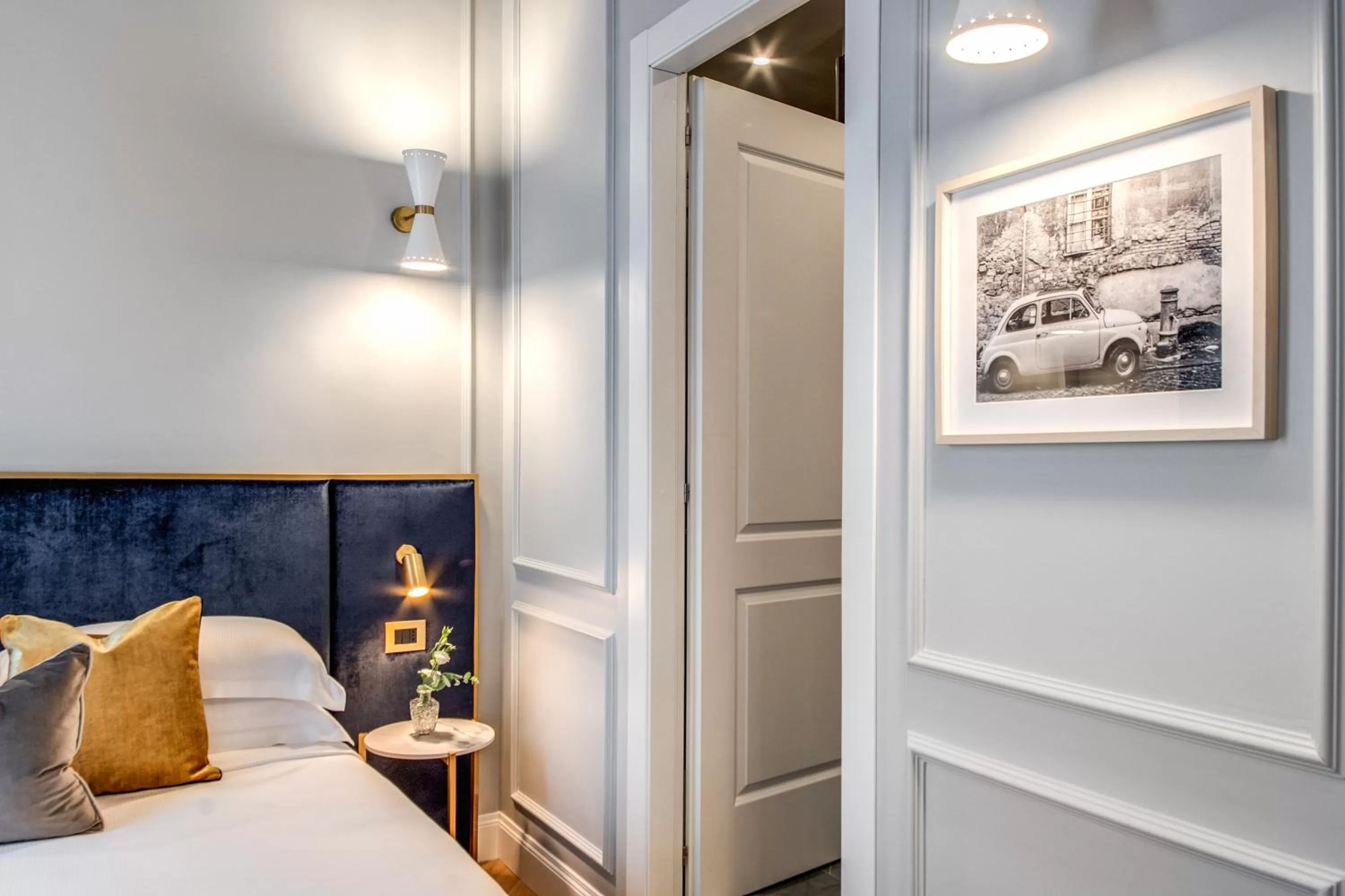 Bed in Tree Charme Augusto Boutique Hotel