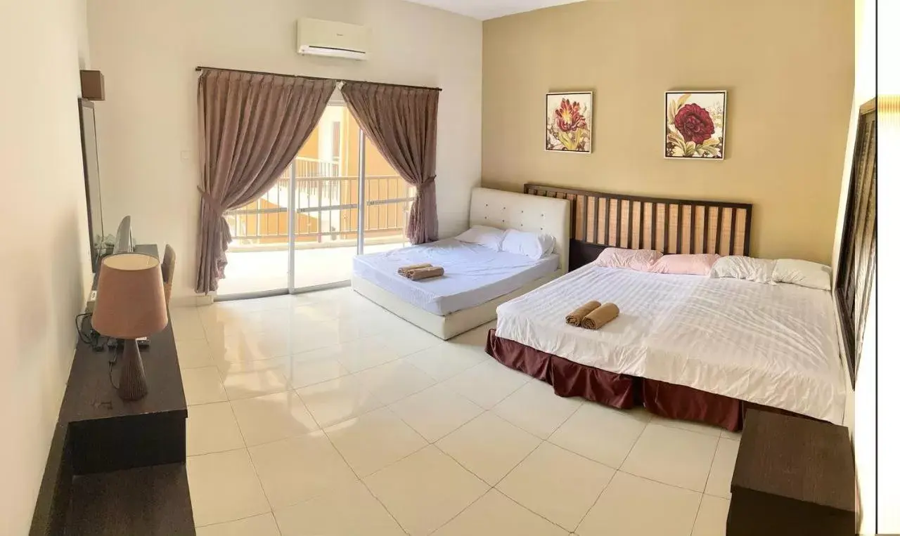 GOLD COAST MORIB @ 3346 GOLD COAST MORIB @ 3346