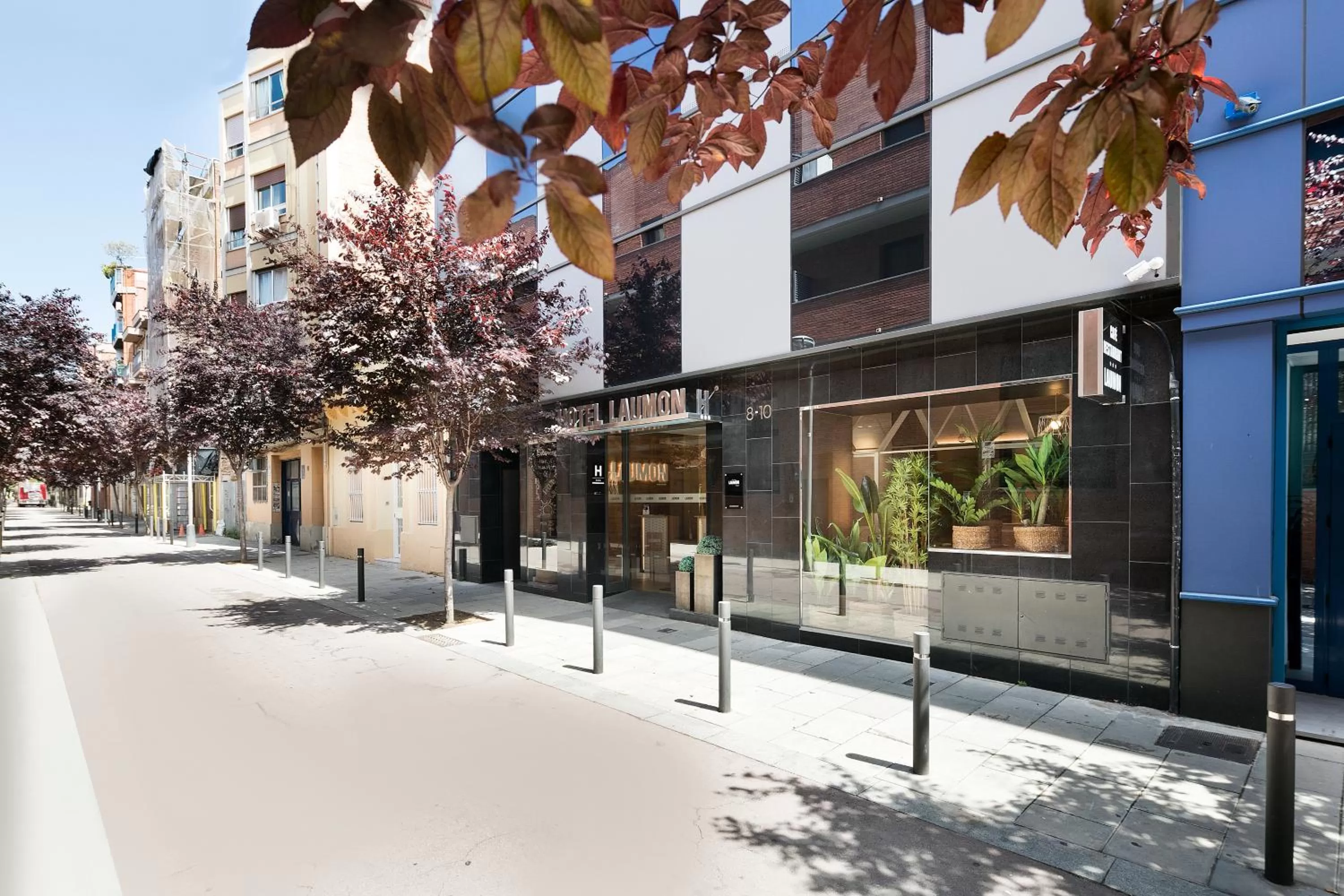 Facade/entrance in Hotel Acta Laumon