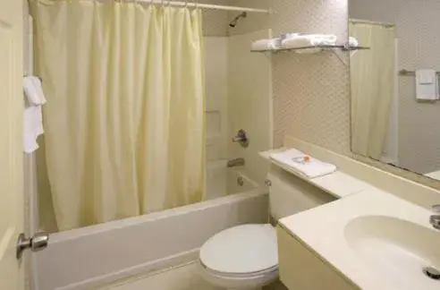 Bathroom in Americas Best Value Inn and Suites Albemarle
