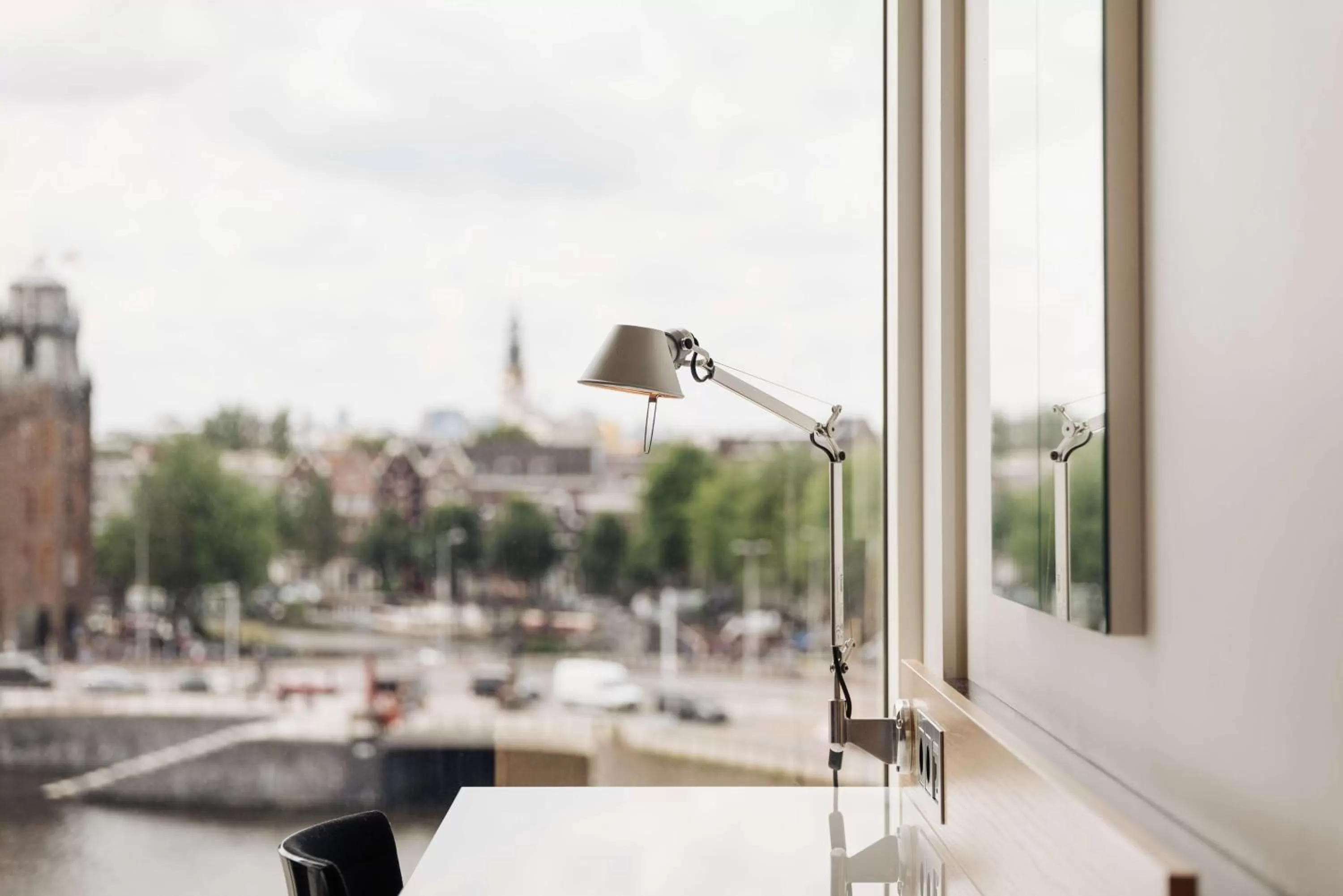 Queen Junior Suite in DoubleTree by Hilton Amsterdam Centraal Station