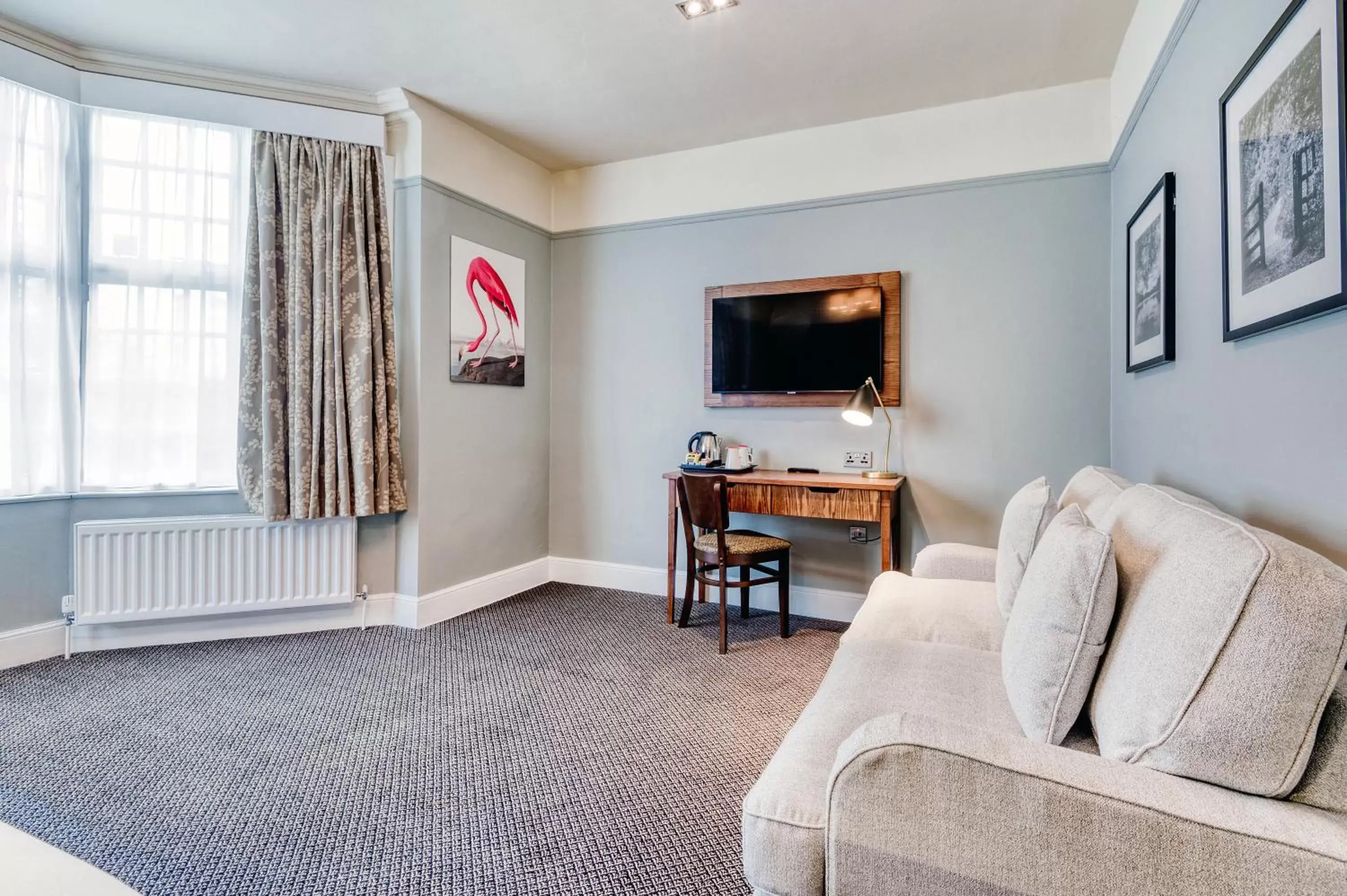 TV and multimedia, Seating Area in The Wheatsheaf by Innkeeper's Collection