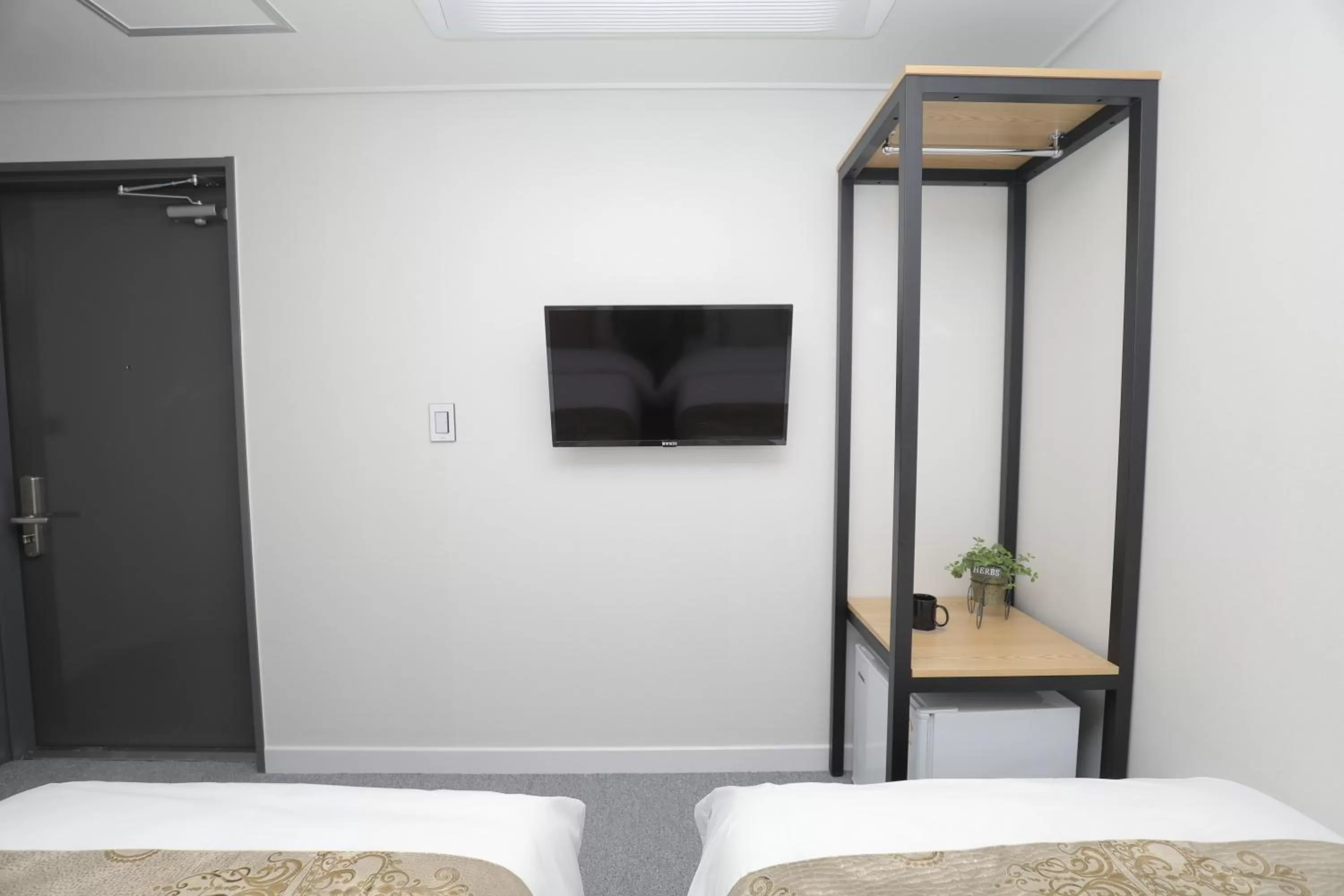 TV and multimedia, Bed in Line Hotel Myeongdong