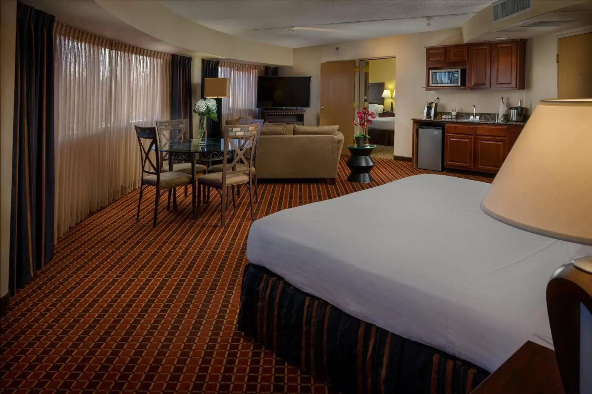 Photo of the whole room in Holiday Inn Express Scottsdale North, an IHG Hotel