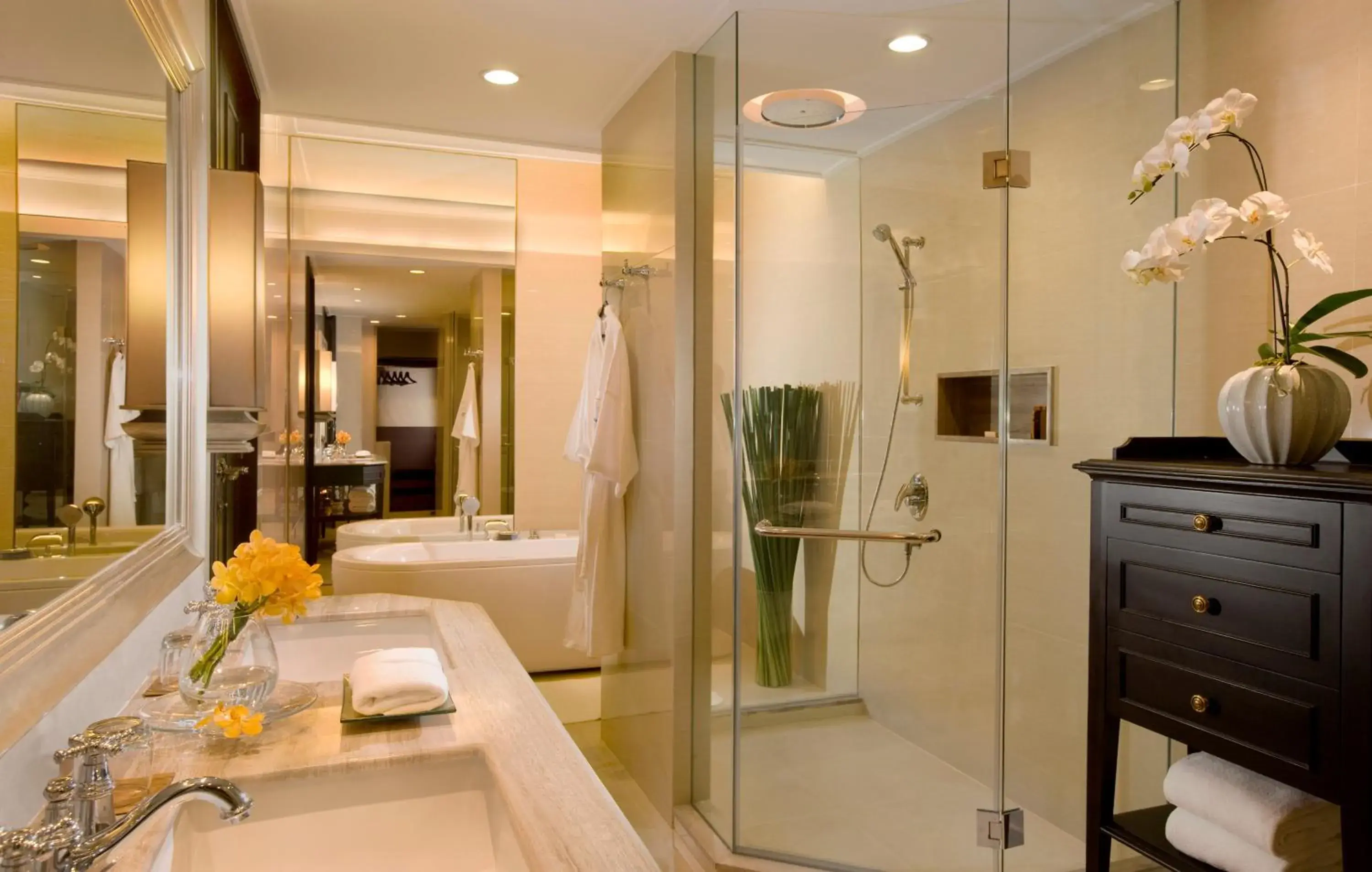 Bathroom in Dusit Thani Pattaya - SHA Extra Plus