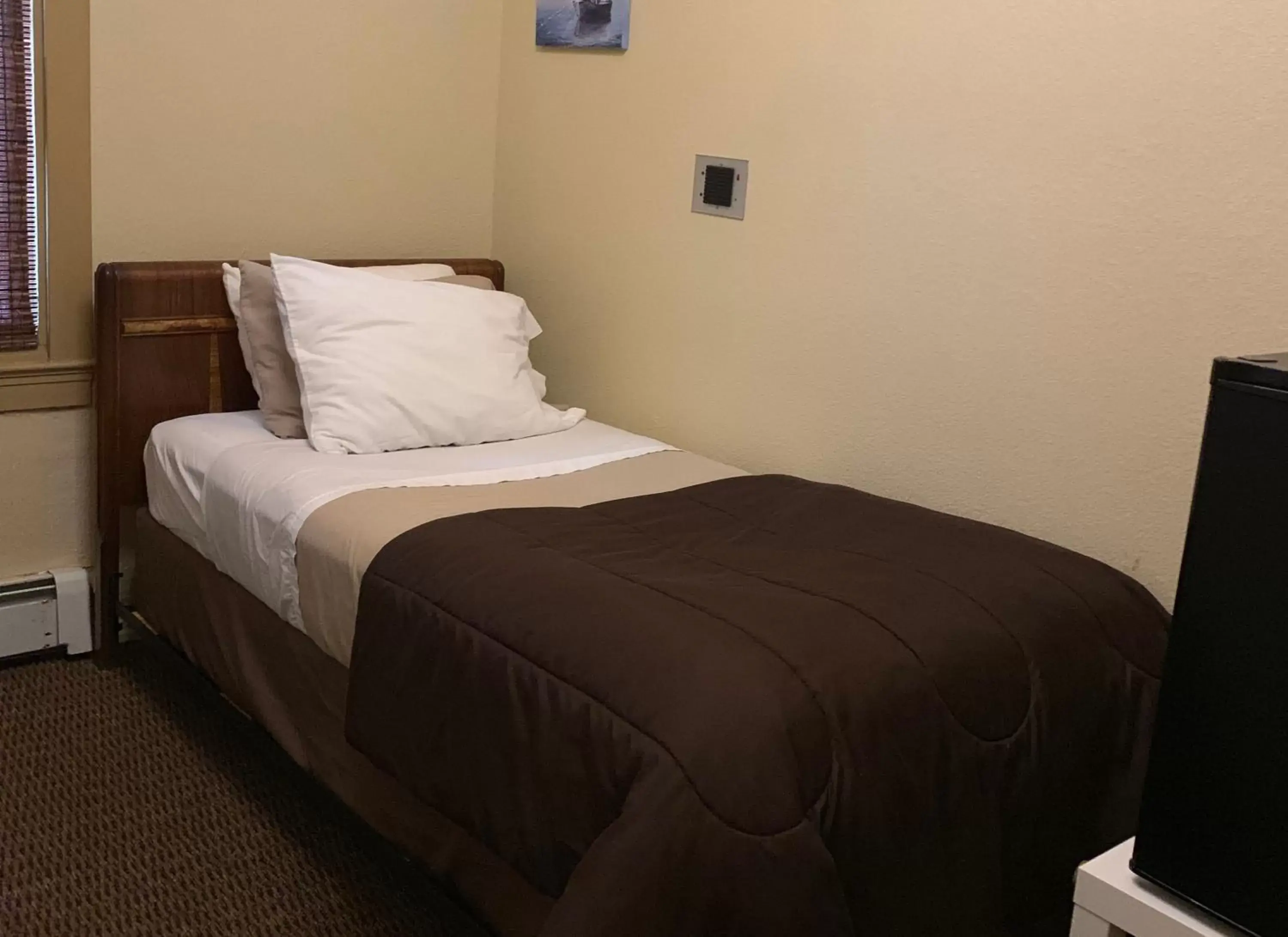 Standard Twin Room in Hotel Cathlamet Standard Twin Room in Hotel Cathlamet