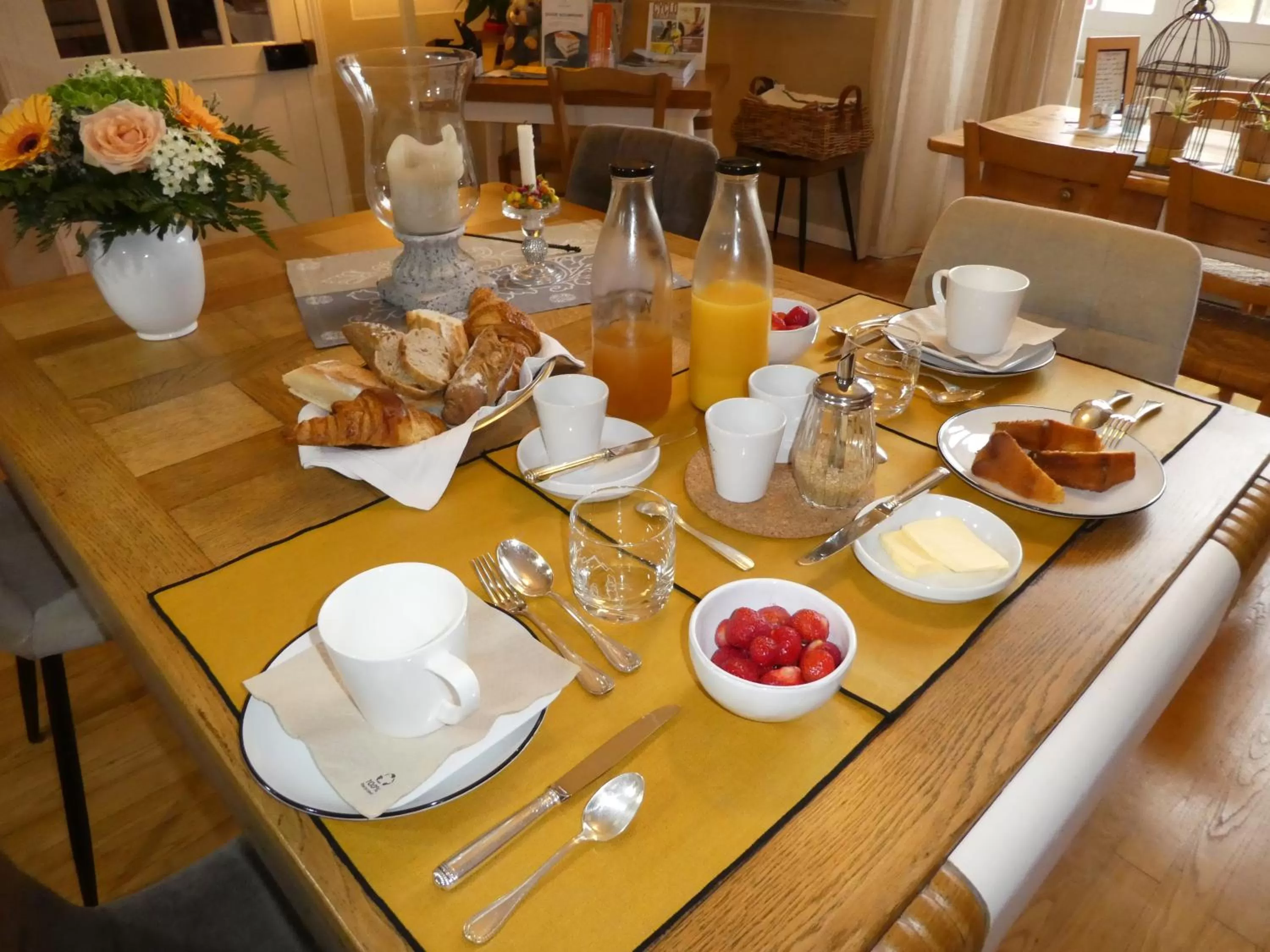 Breakfast, Restaurant/Places to Eat in Chalet Mina