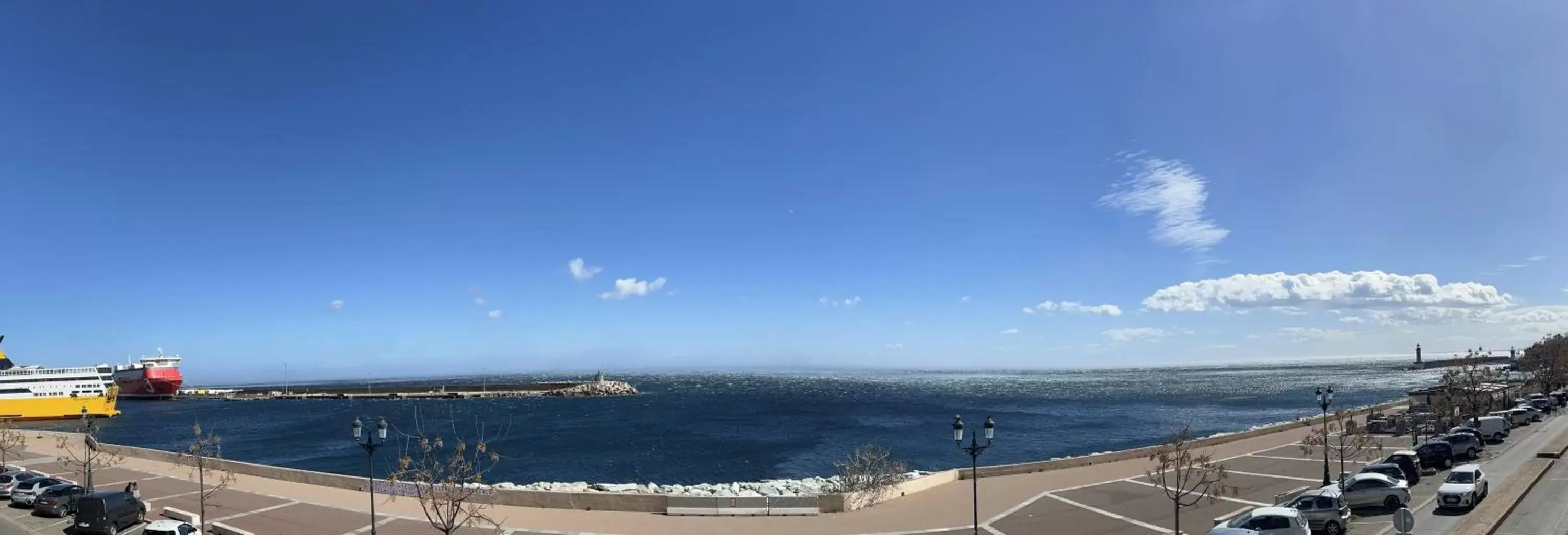 Sea View in Hôtel Posta Vecchia