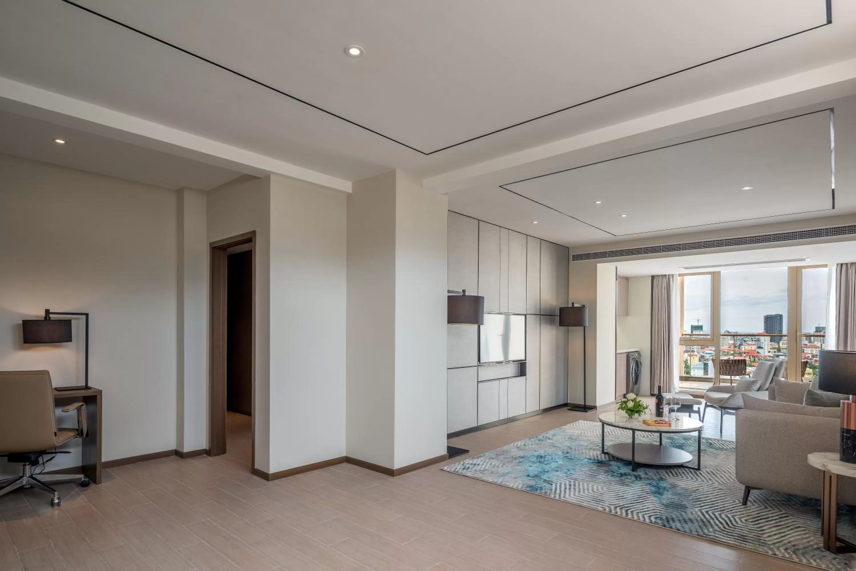 TV and multimedia in Oakwood Premier Phnom Penh