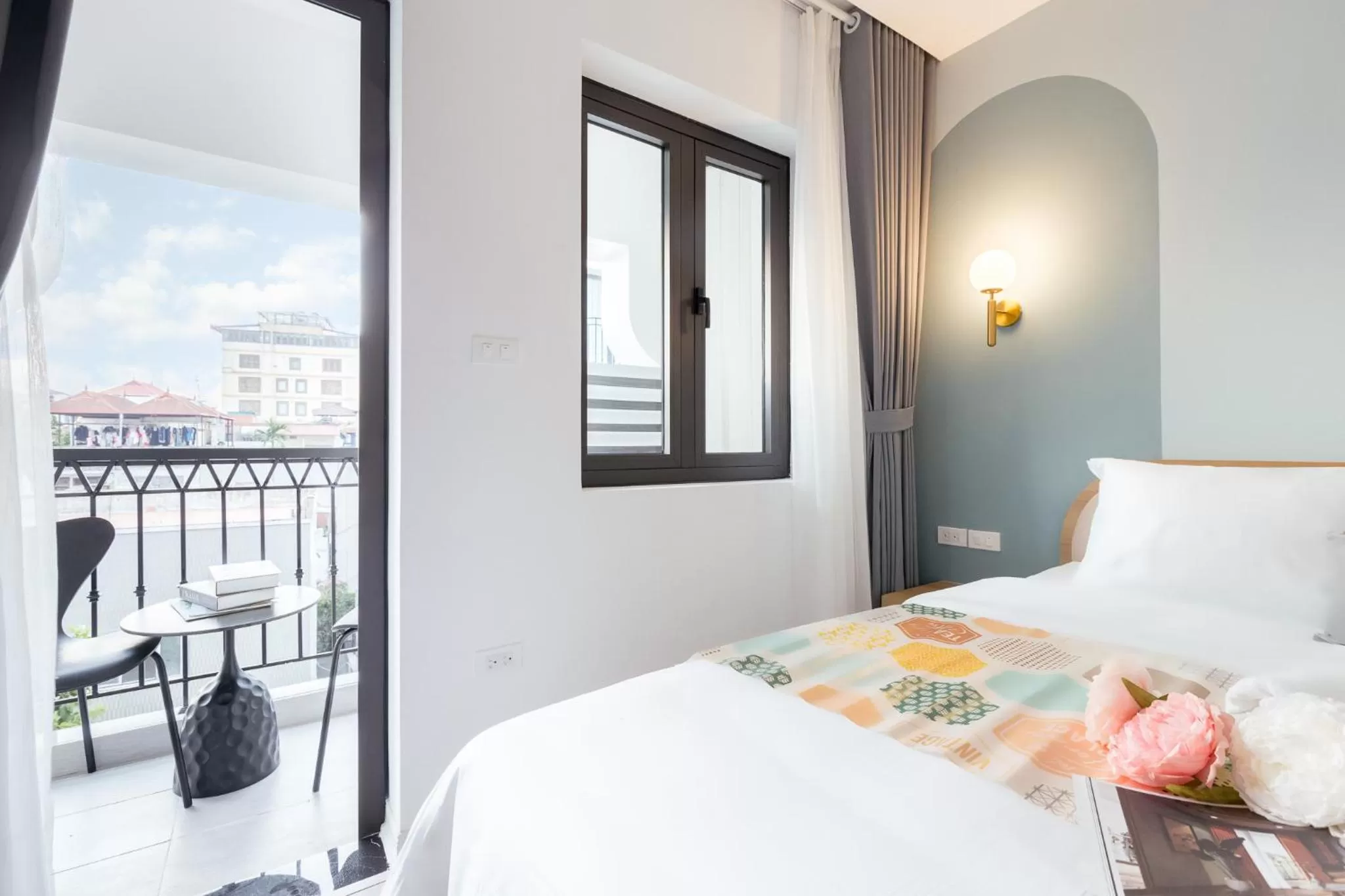 View (from property/room), Bed in Crescendo Boutique Studio