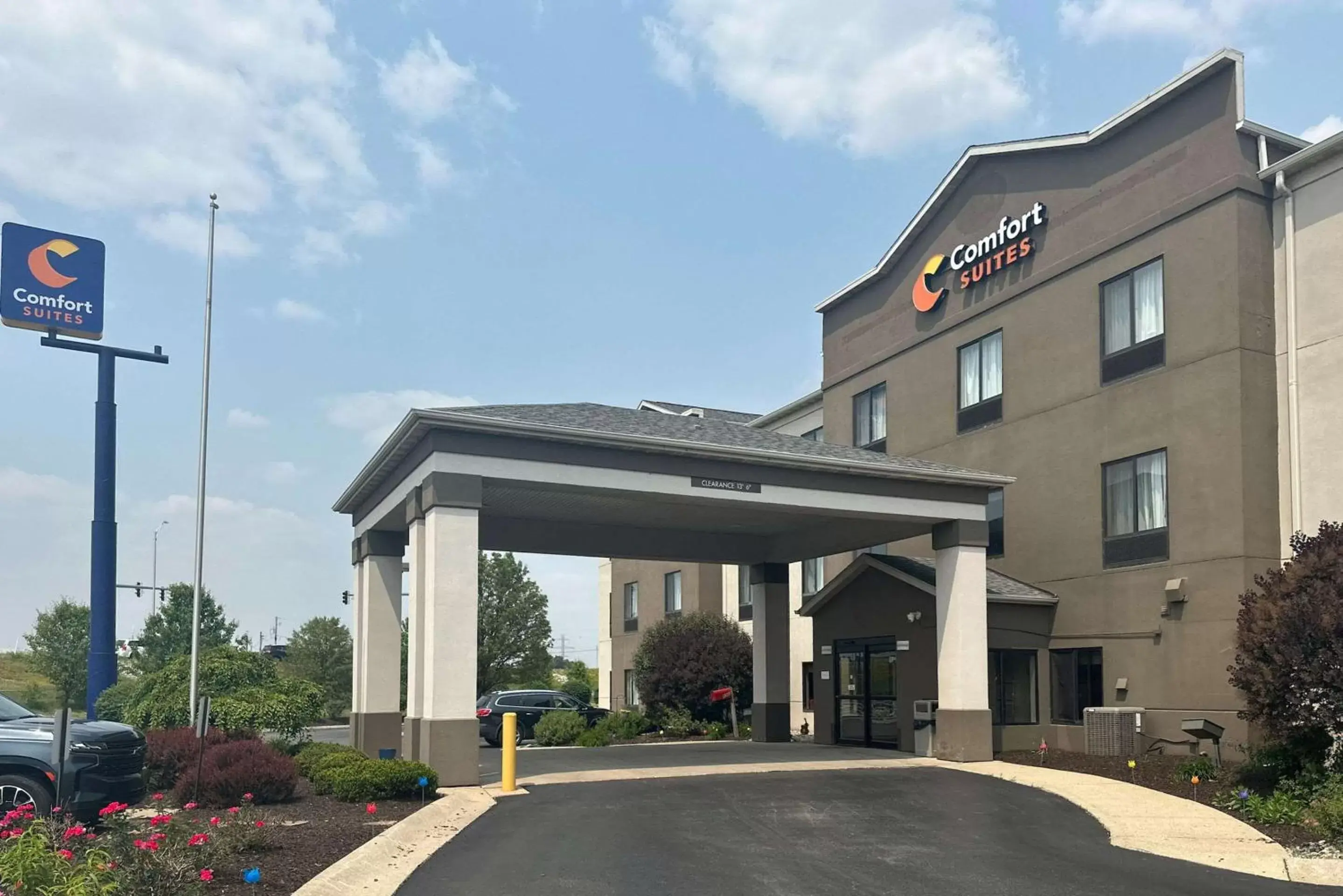Comfort Suites North Comfort Suites North