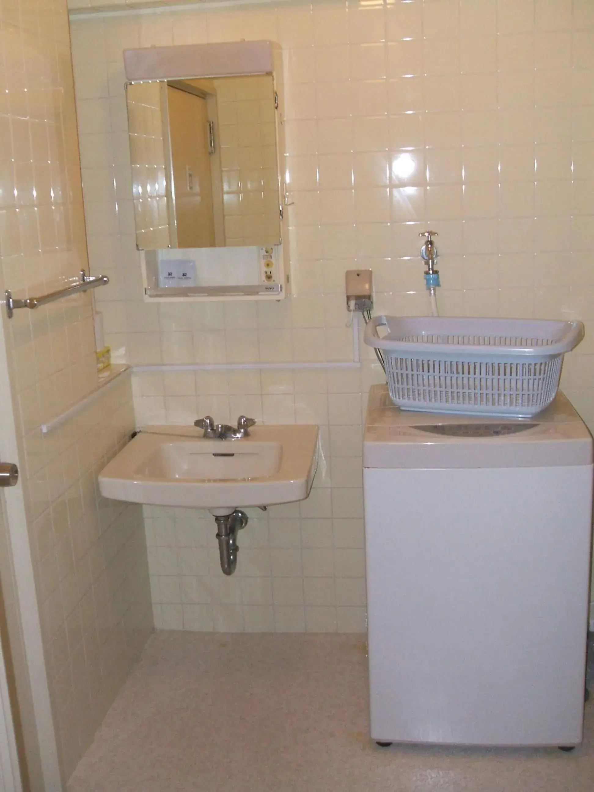 Bathroom in Weekly Harbourview Mansion Main Building