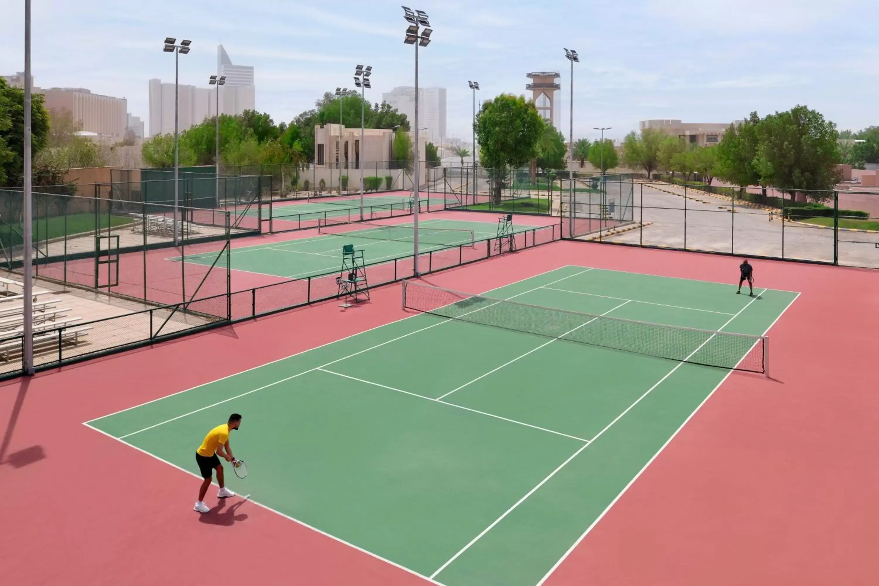 Area and facilities, Tennis/Squash in InterContinental Riyadh, an IHG Hotel