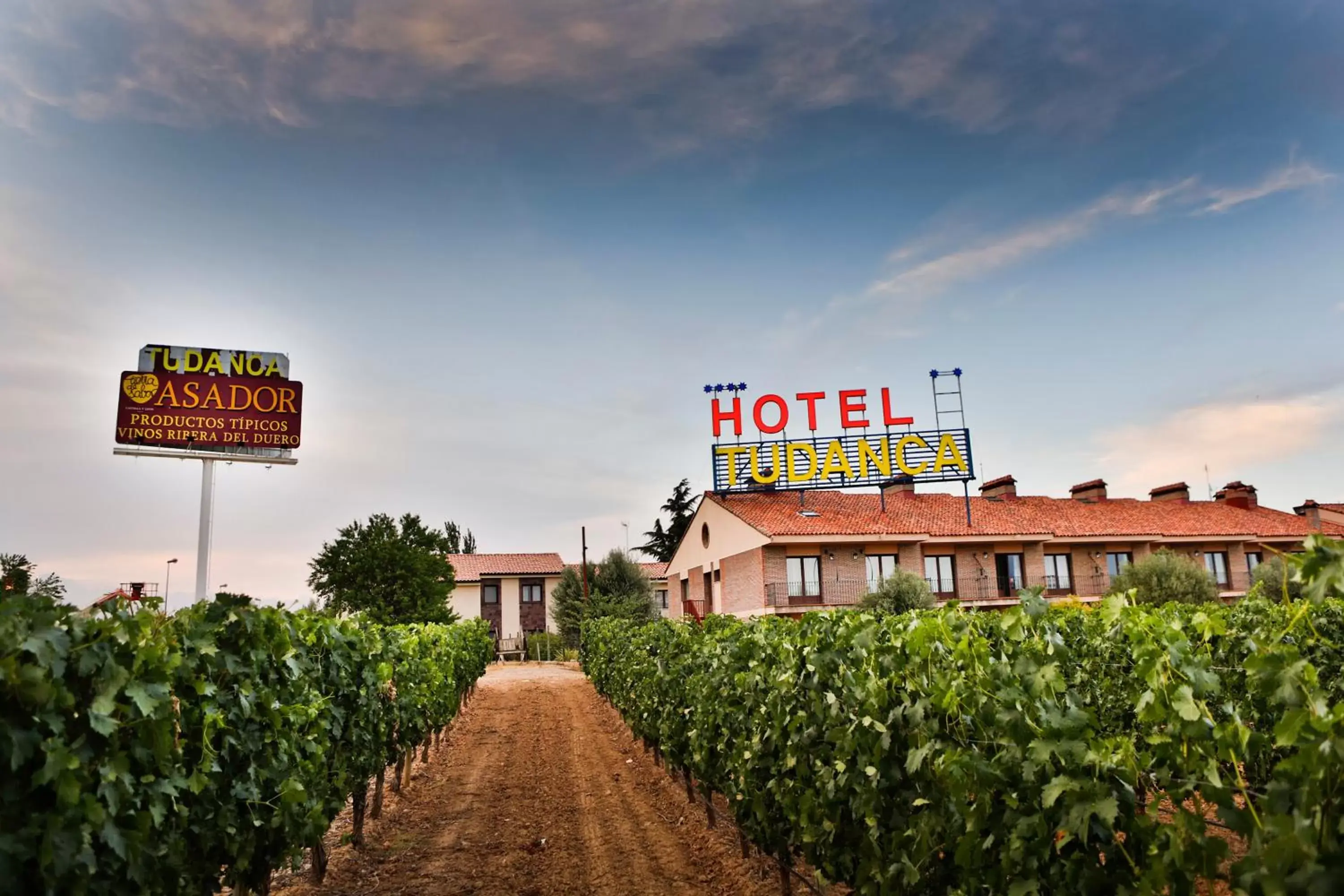 Facade/entrance in Hotel Spa Tudanca Aranda