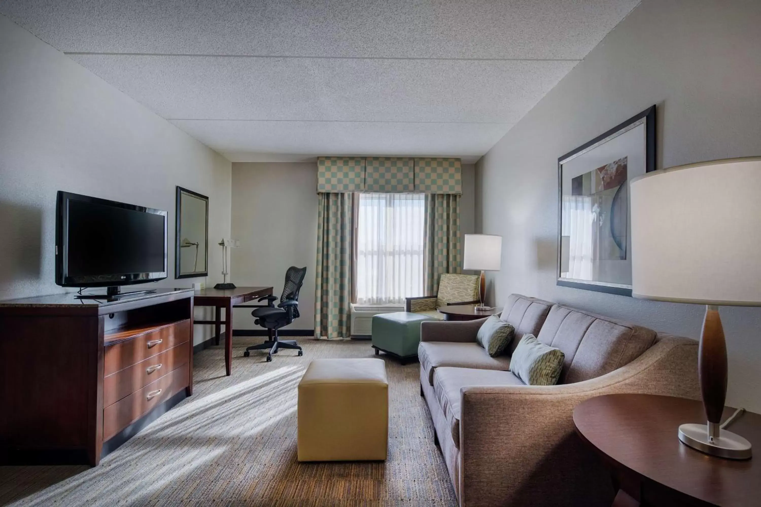 Bedroom, Seating Area in Hilton Garden Inn Durham Southpoint