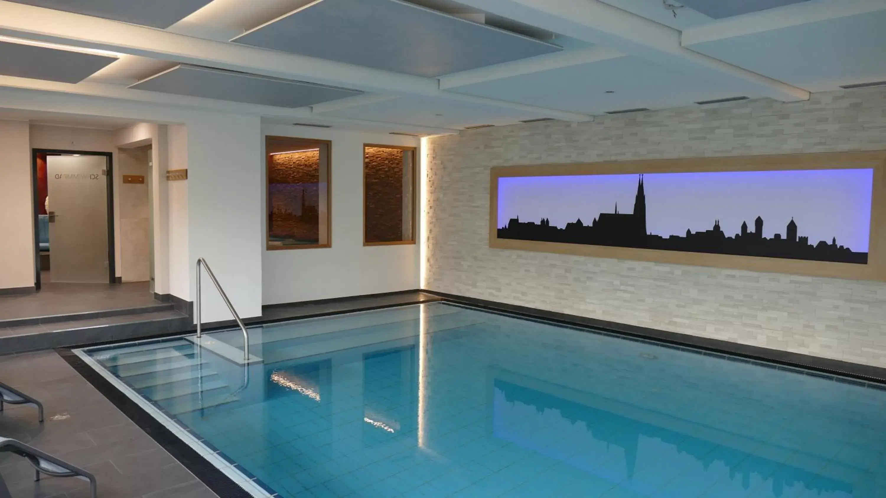 Swimming Pool in Hotel & Gasthof Richard Held