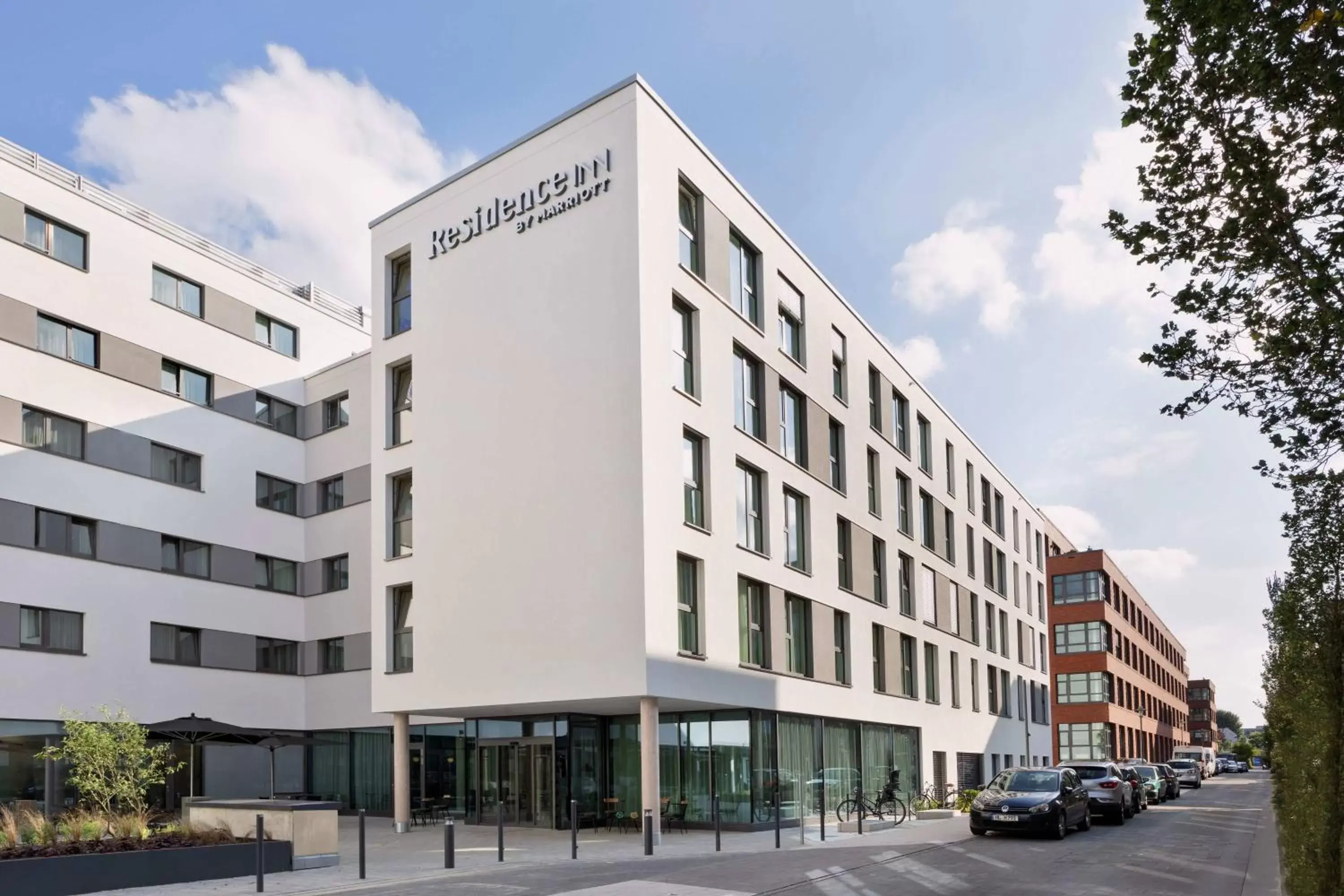 Property Building in Residence Inn by Marriott Hamburg Altona