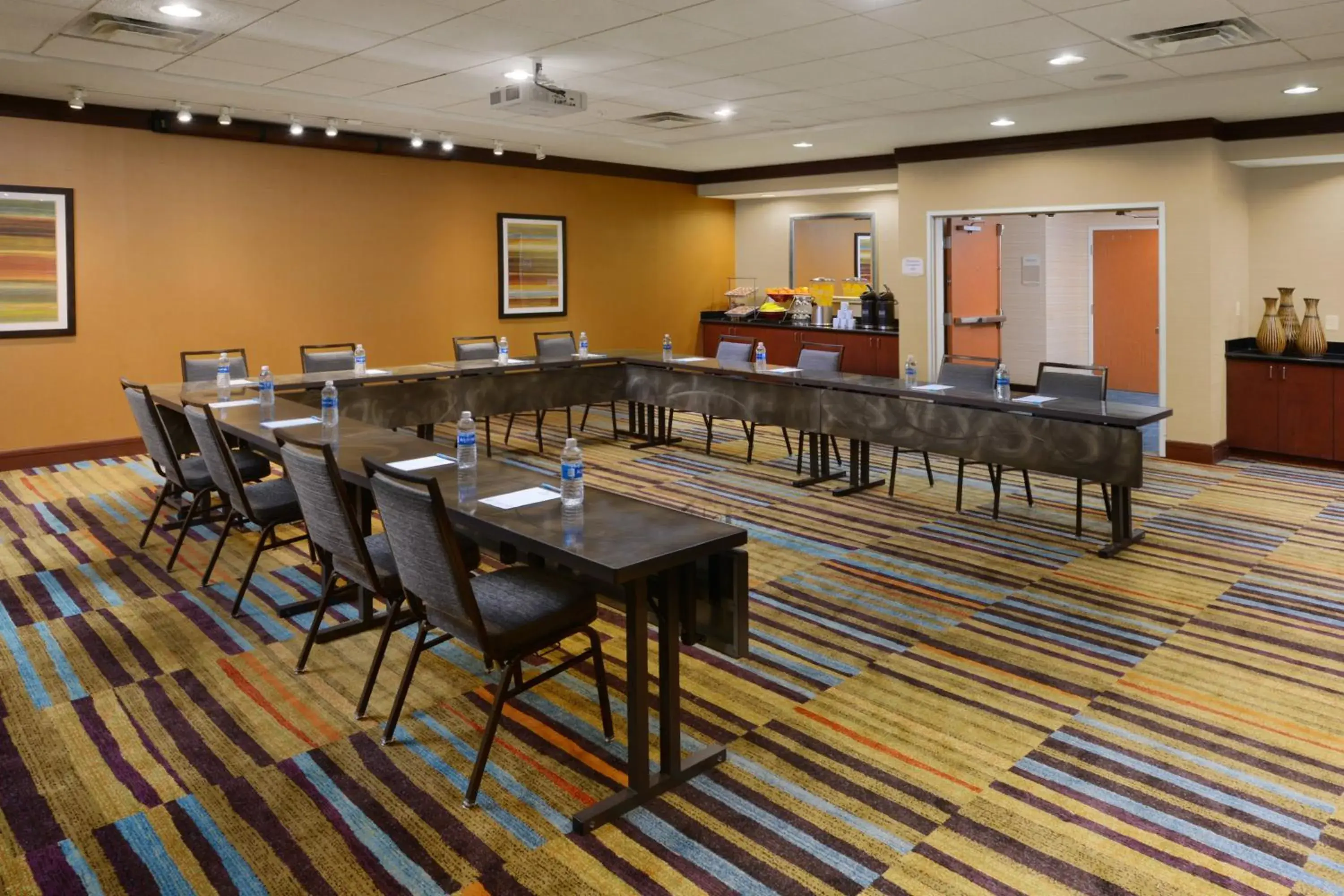 Meeting/conference room in Fairfield Inn & Suites by Marriott Dallas Plano The Colony