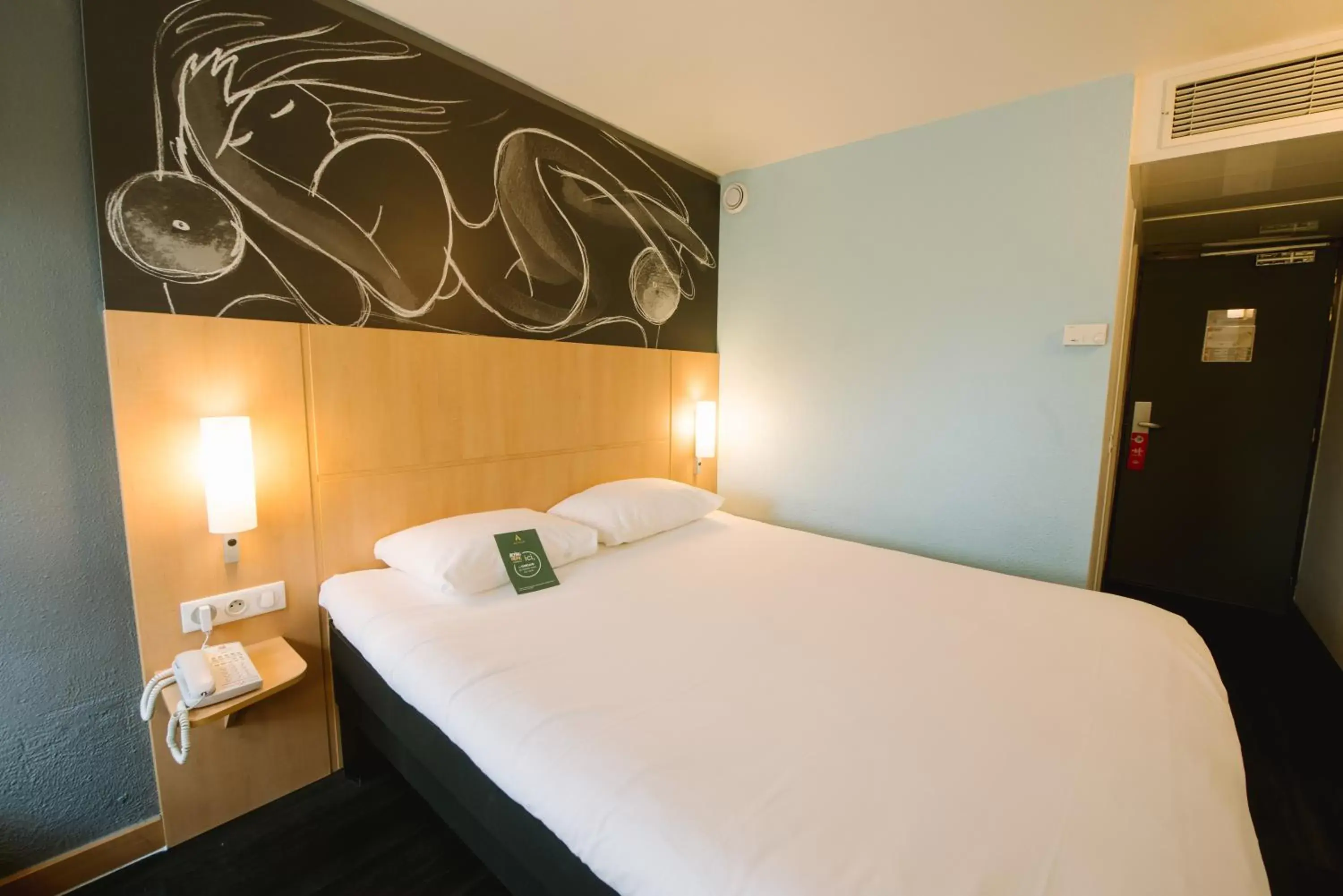 Bed in ibis Avignon Centre Gare